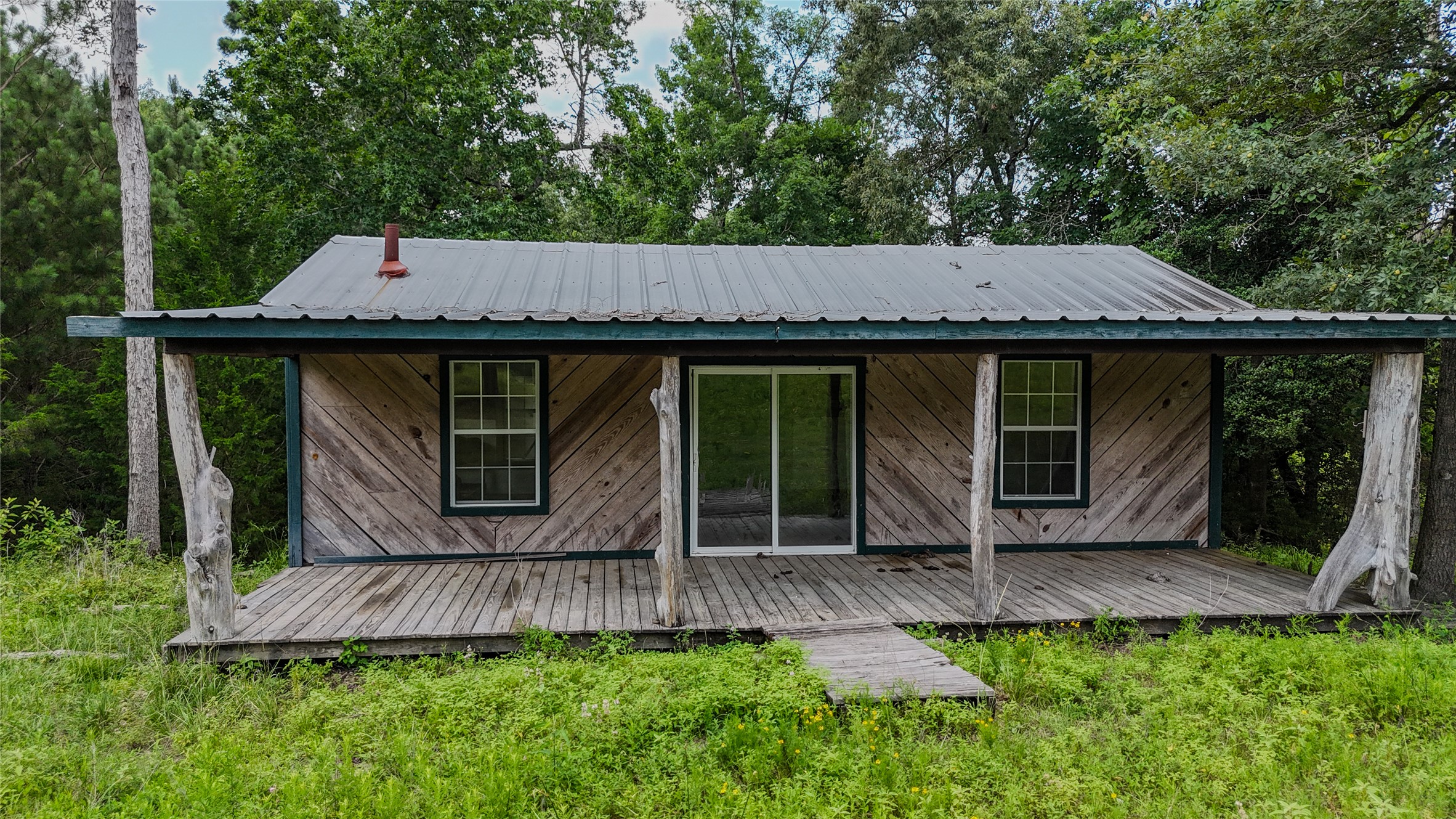 main property photo 17