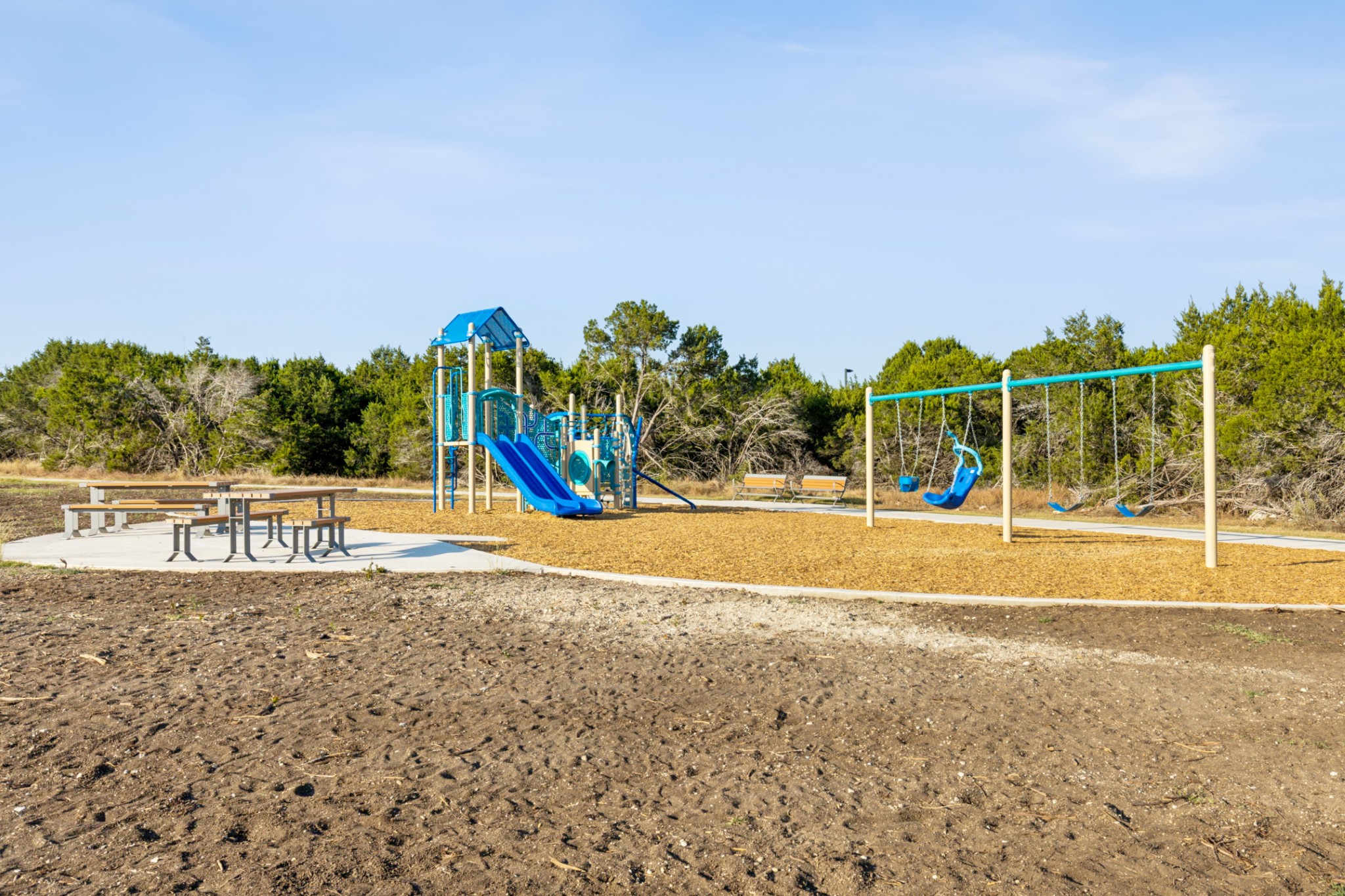 main property photo 9