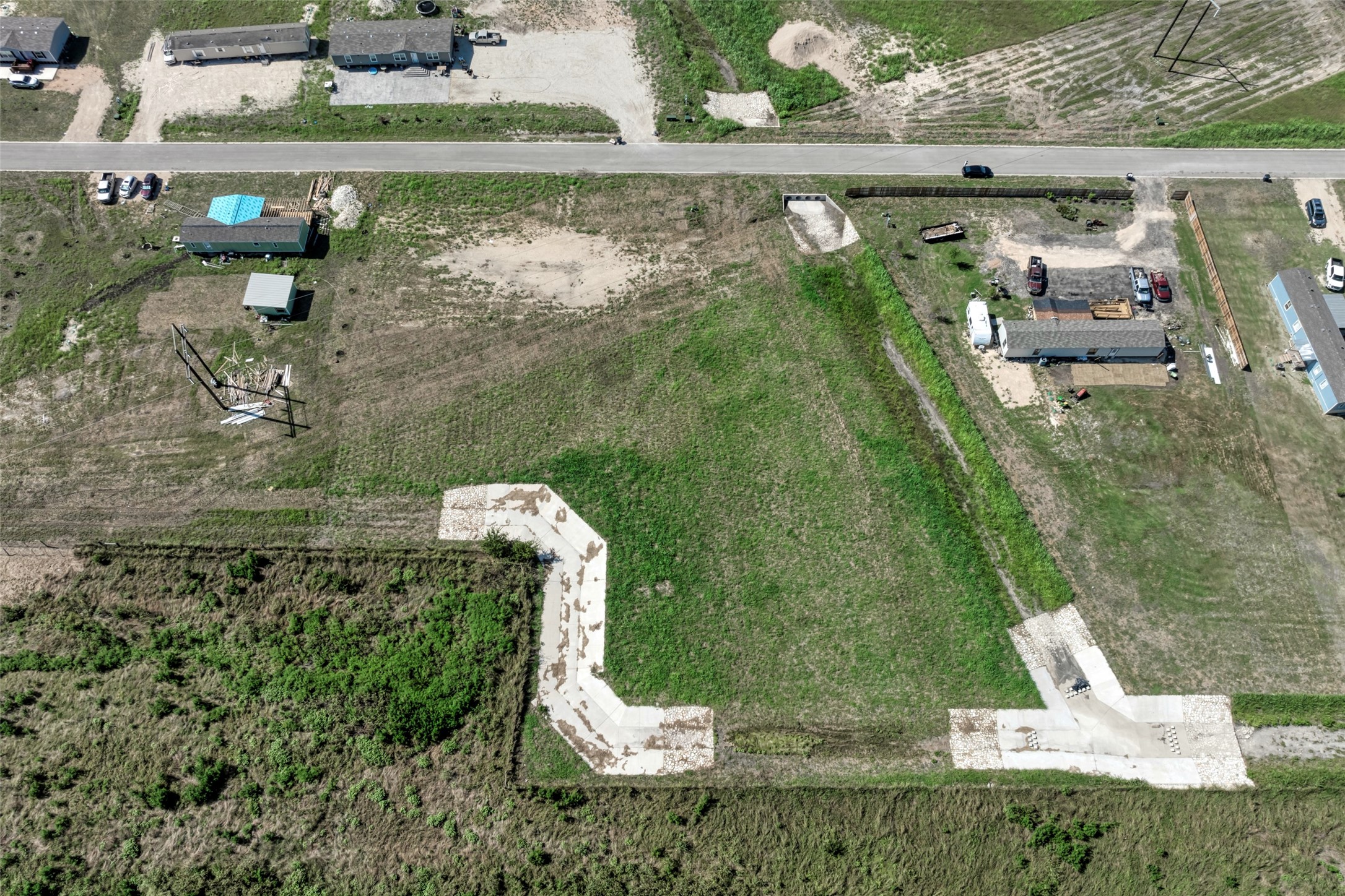 main property photo 10
