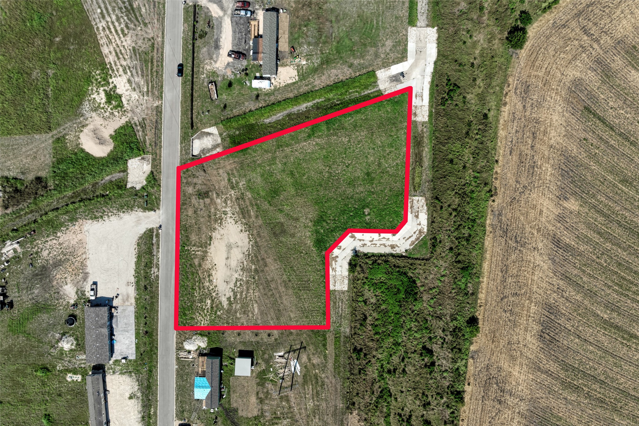 main property photo 3