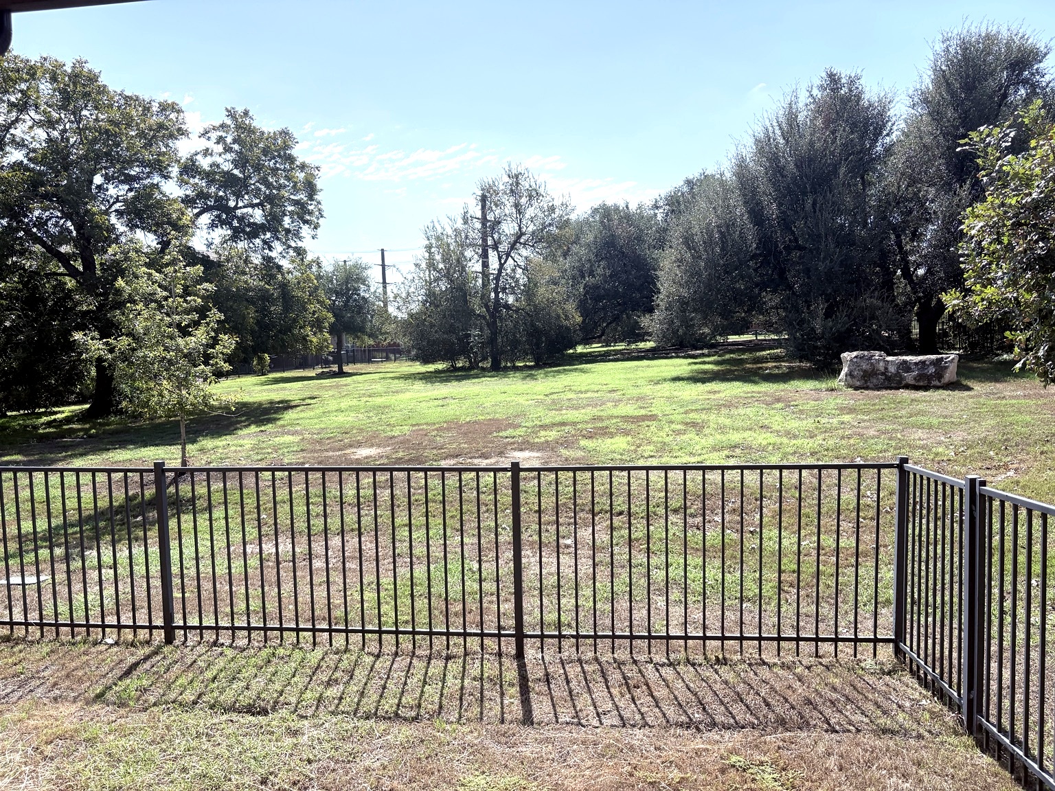 main property photo 20