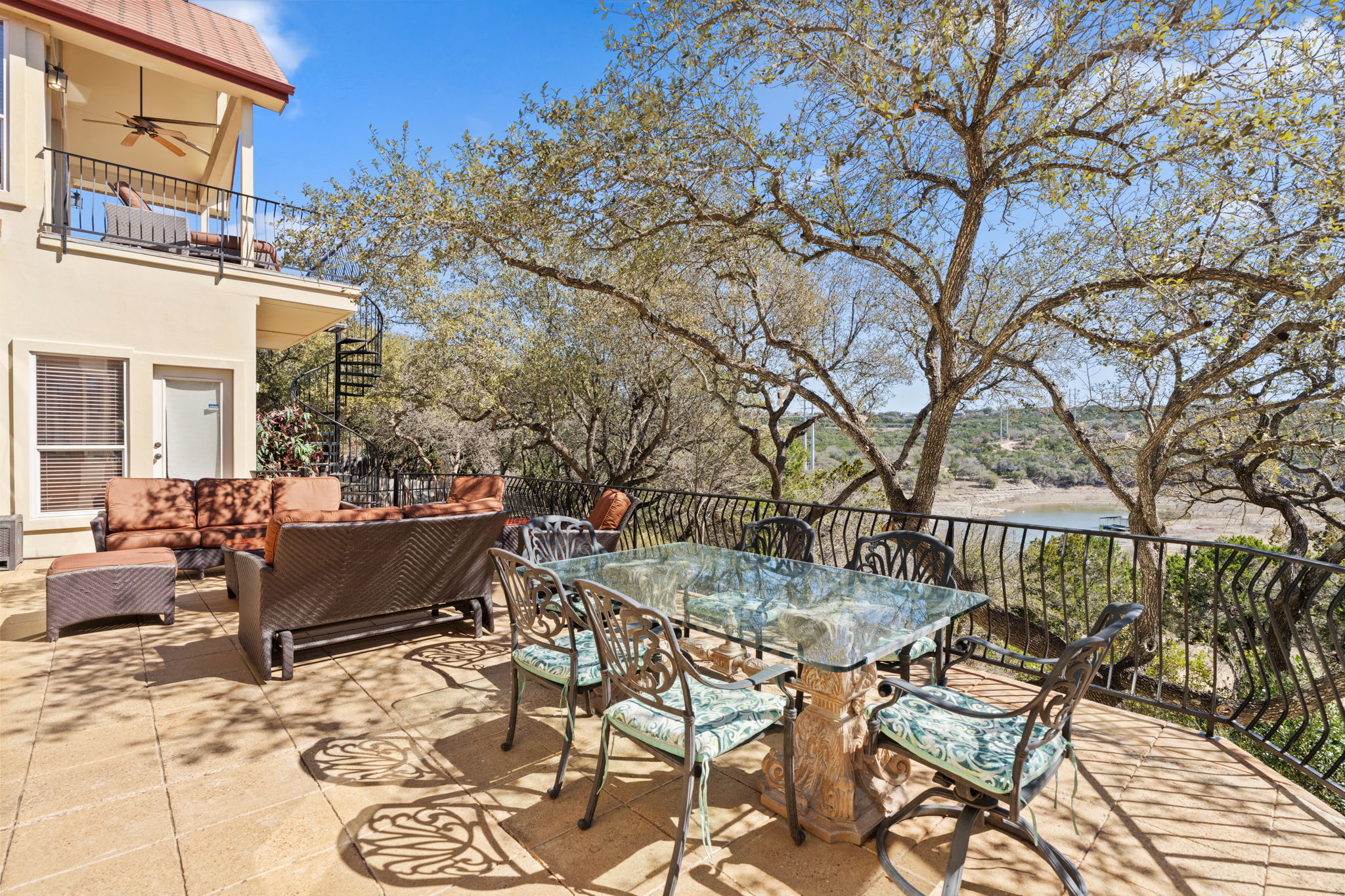 main property photo 29