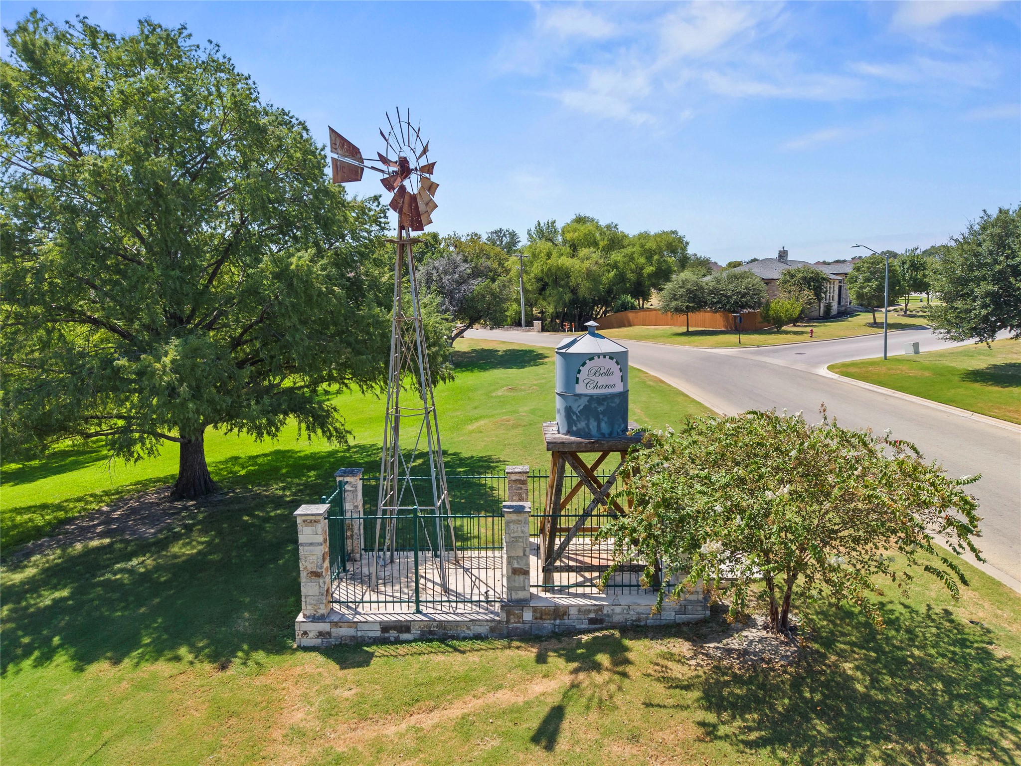 main property photo 35