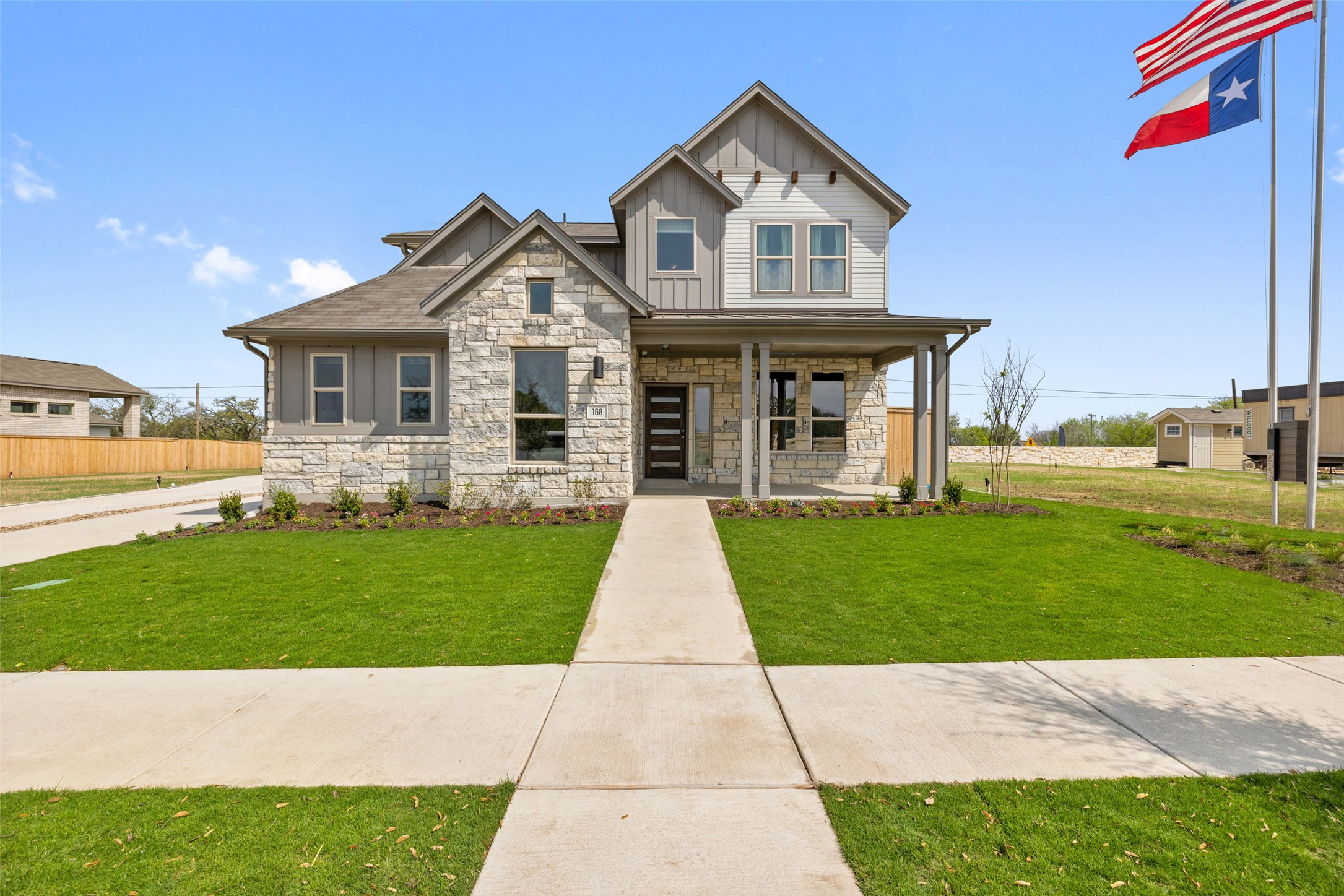 main property photo 3