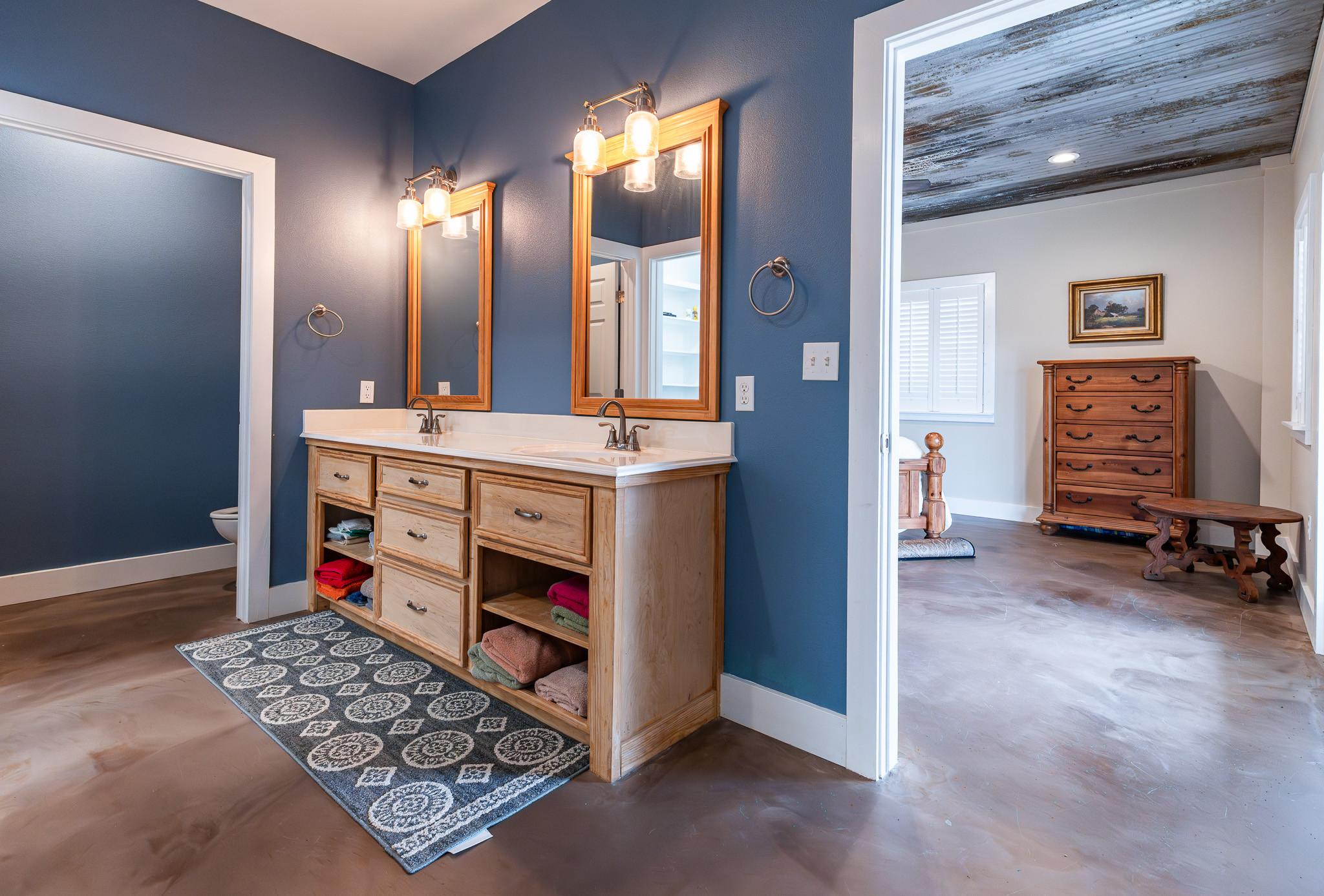 main property photo 16