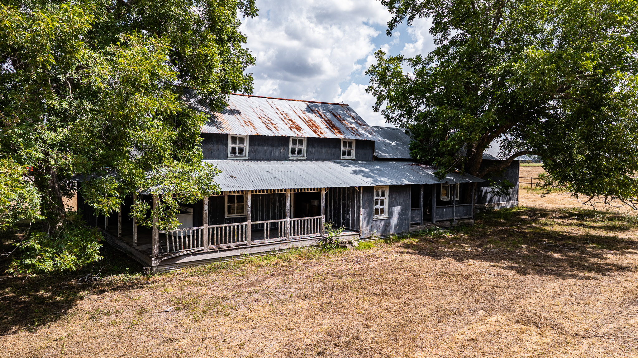 main property photo 38