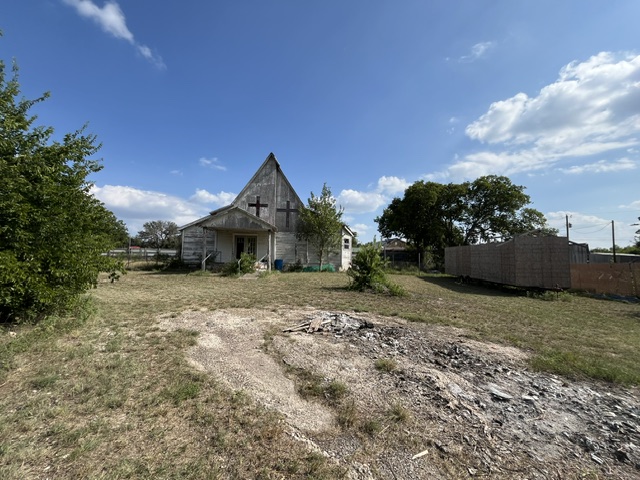 main property photo 2