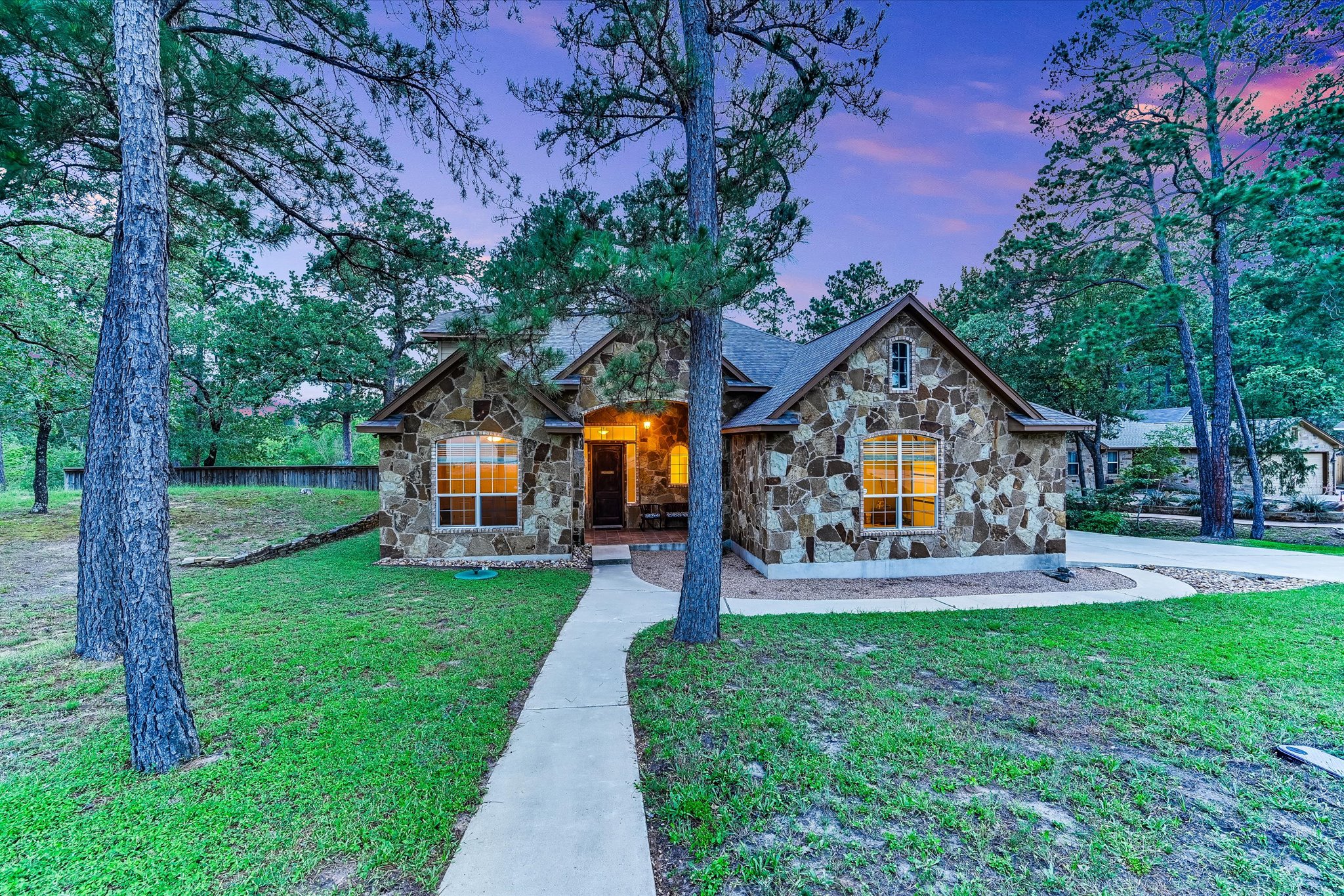 main property photo 39
