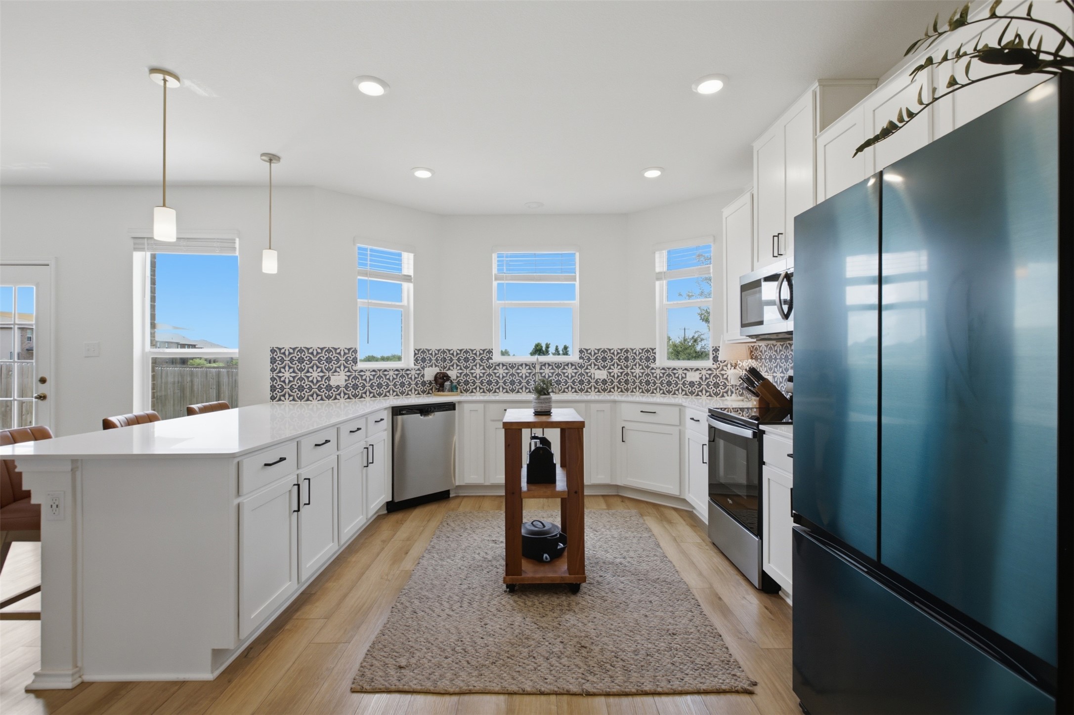 main property photo 15