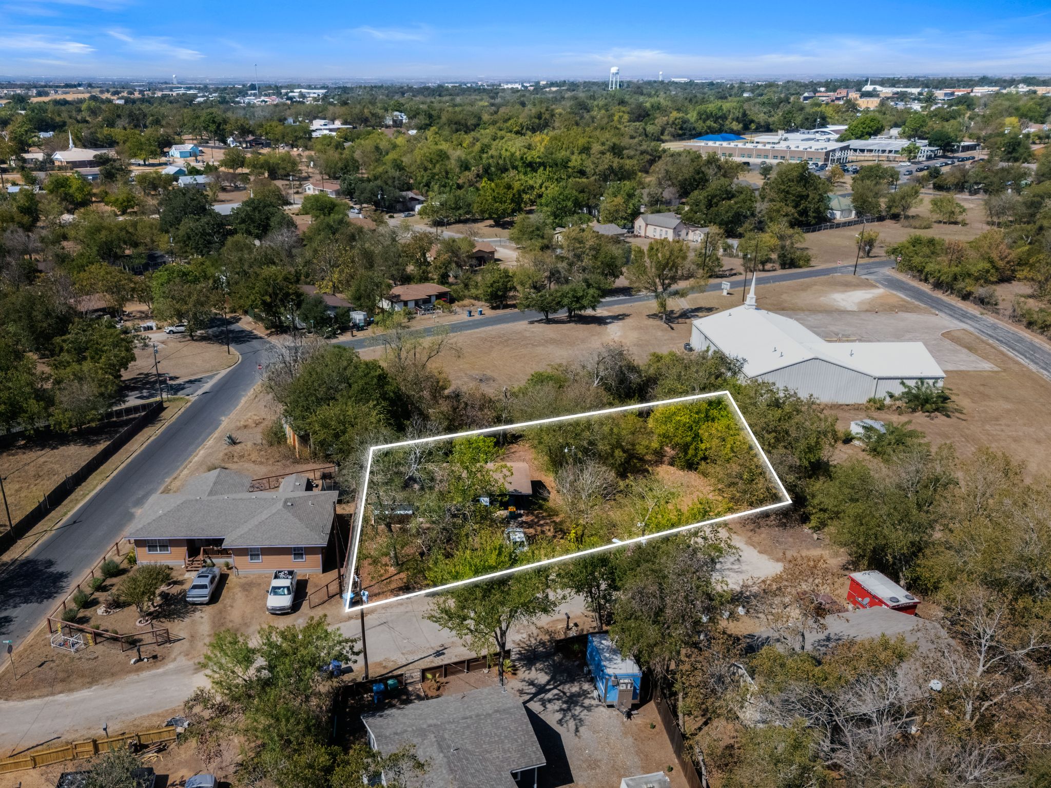 main property photo 4