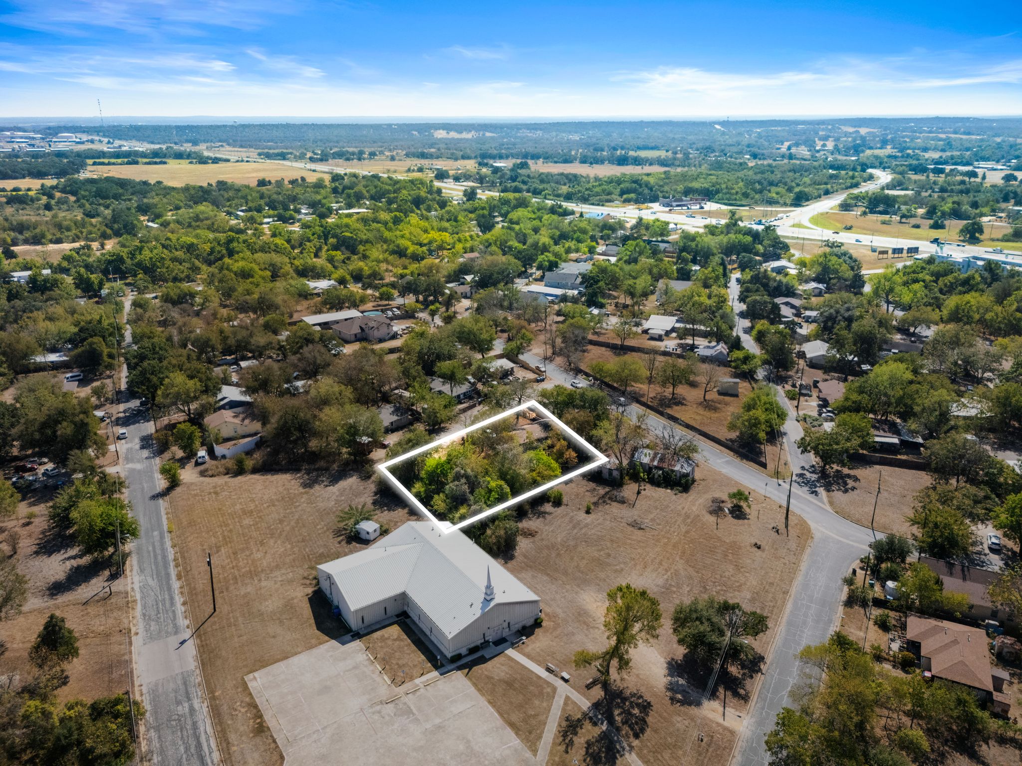 main property photo 7