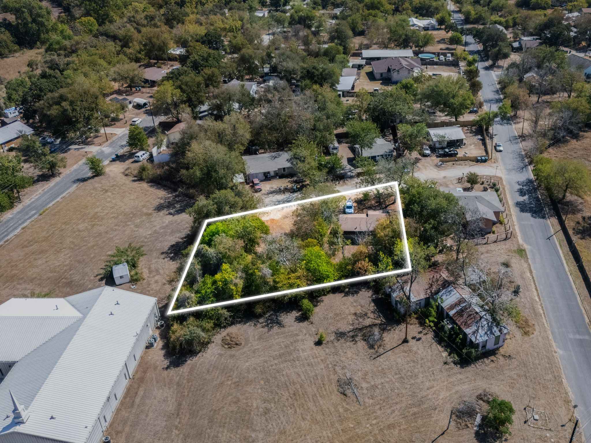 main property photo 8