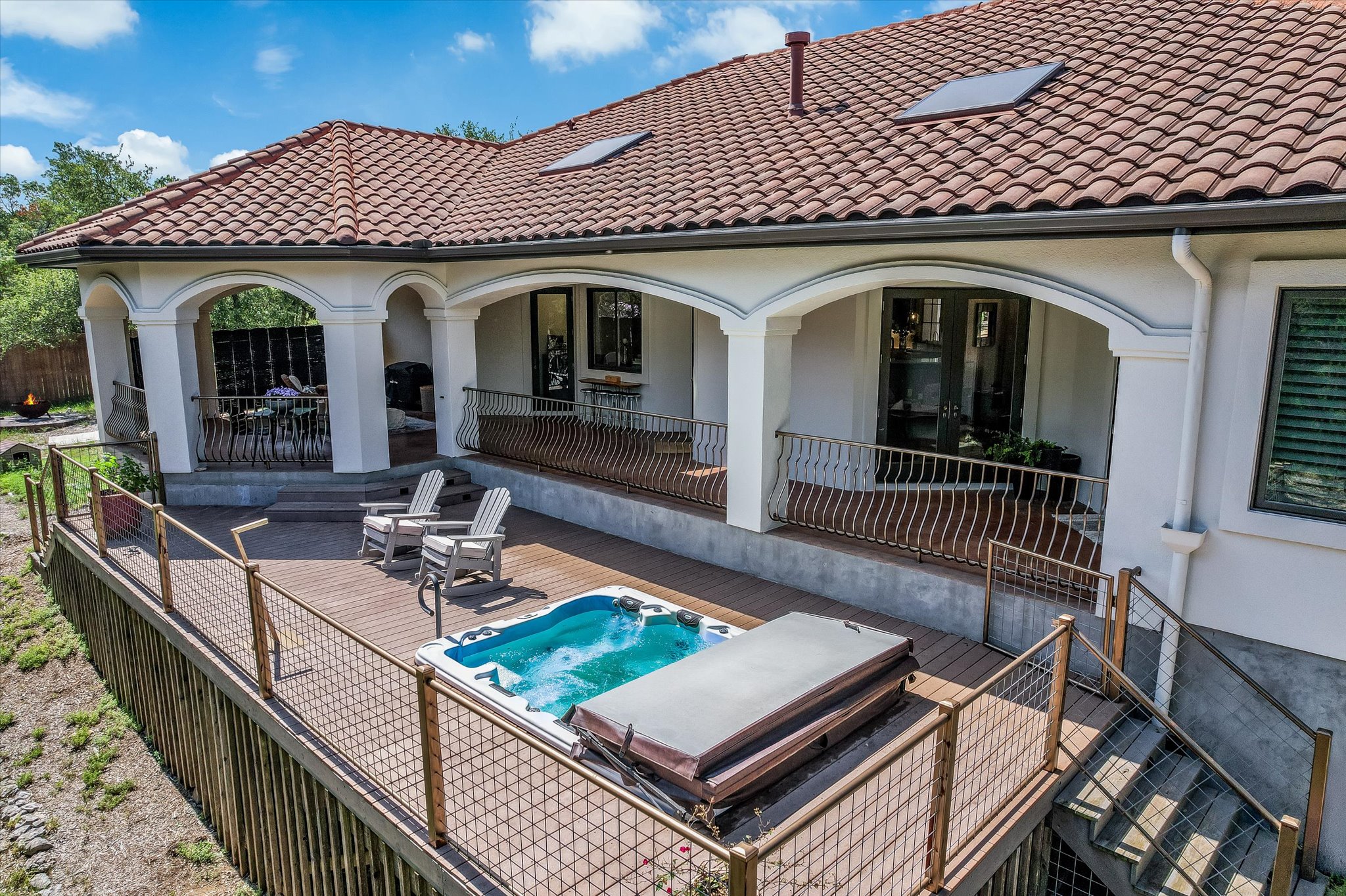 main property photo 4