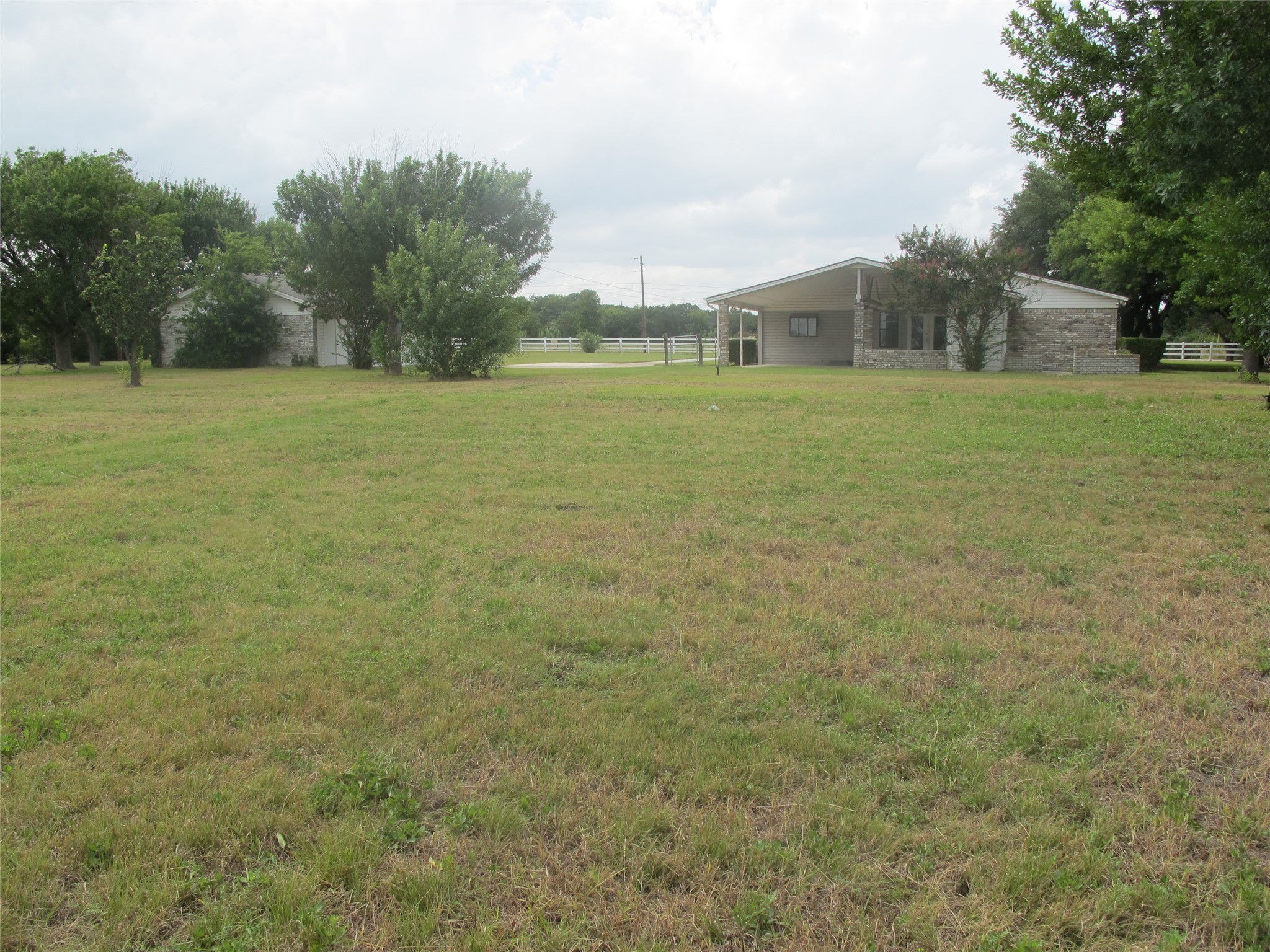 main property photo 32