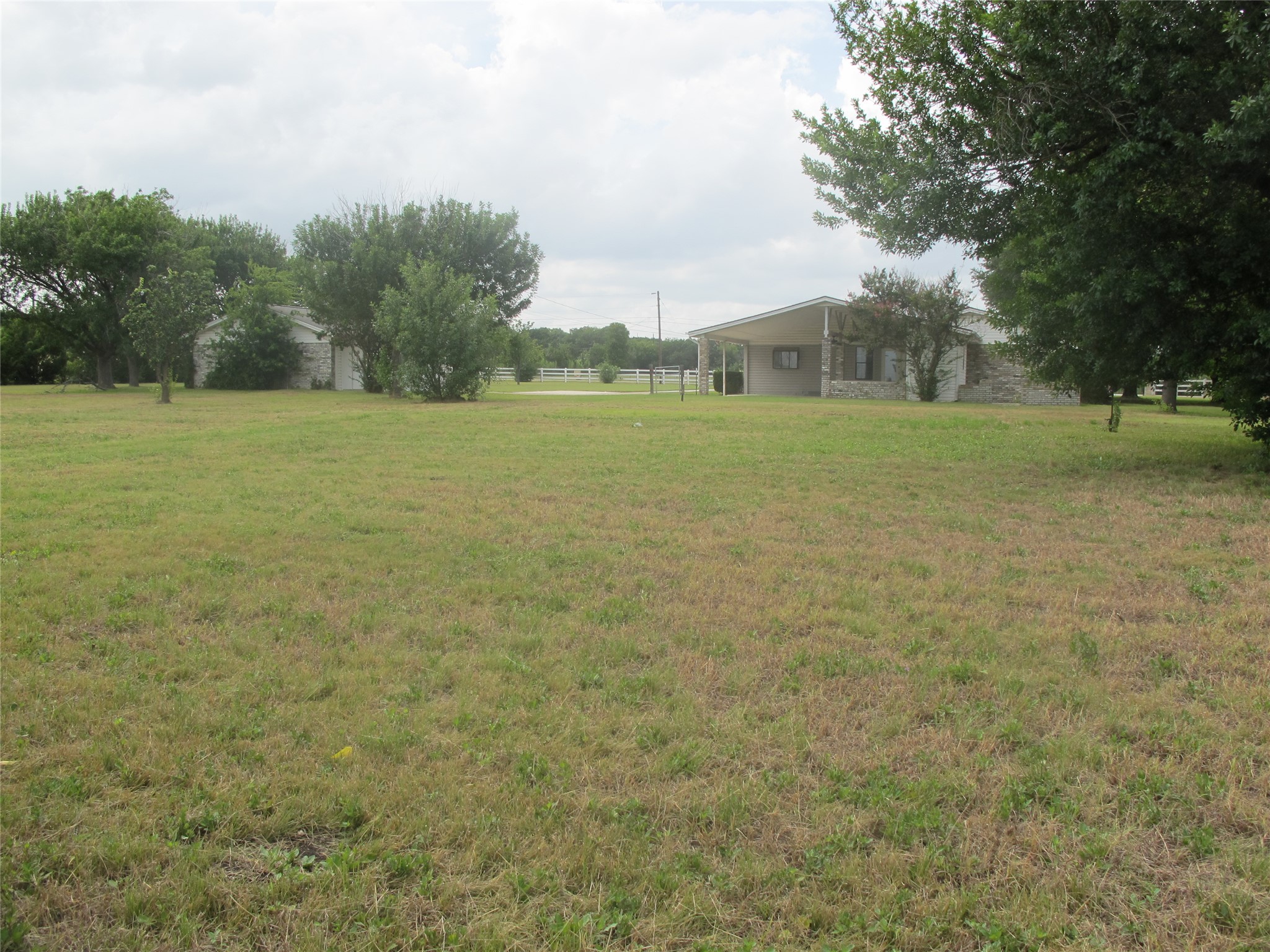 main property photo 34