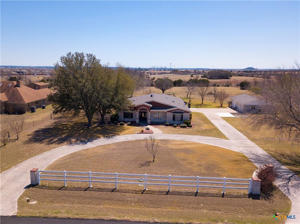 main property photo 35