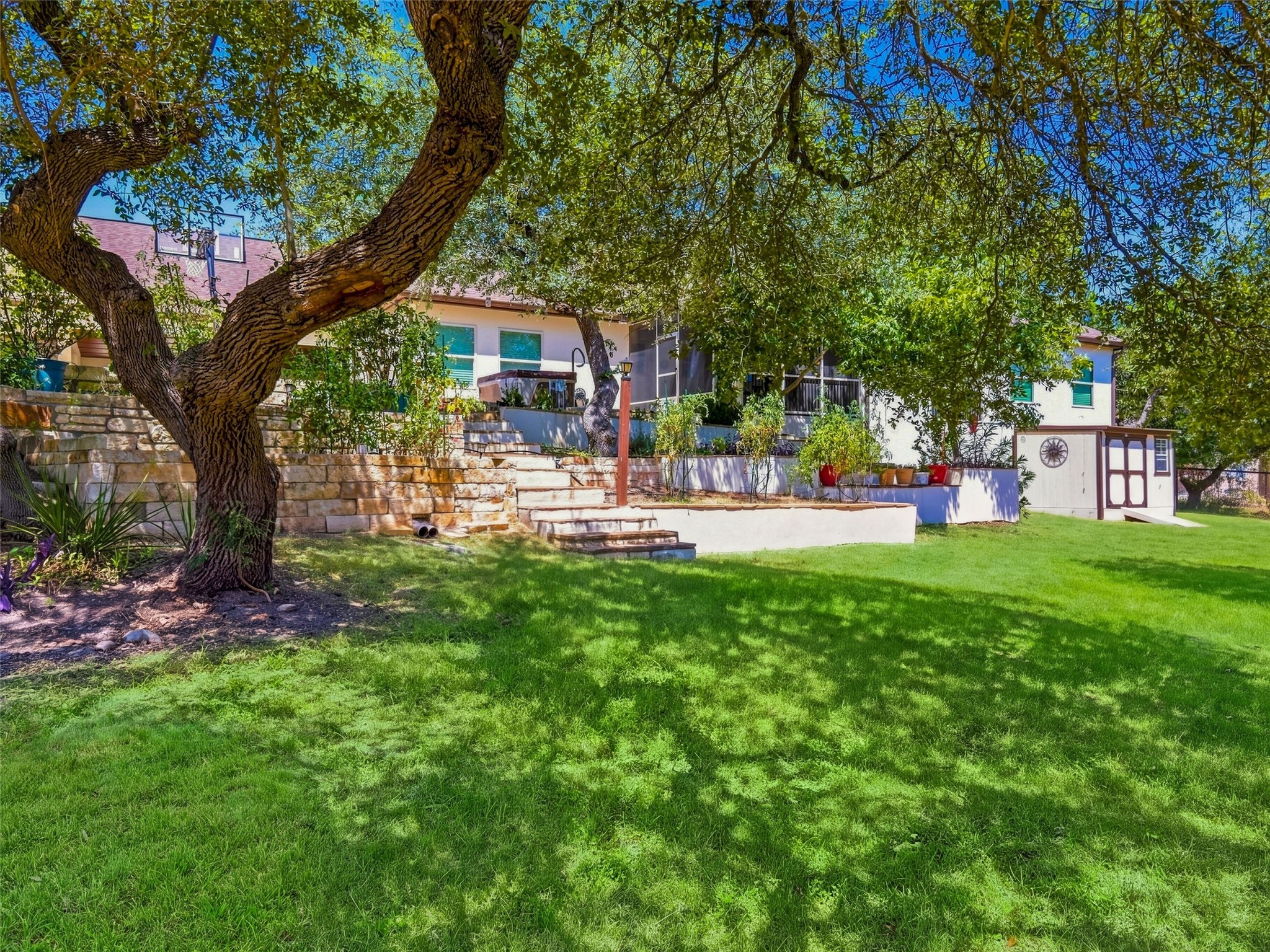 main property photo 35