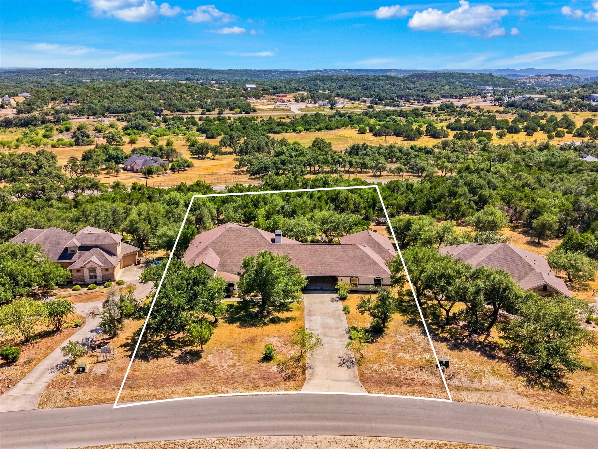 main property photo 37