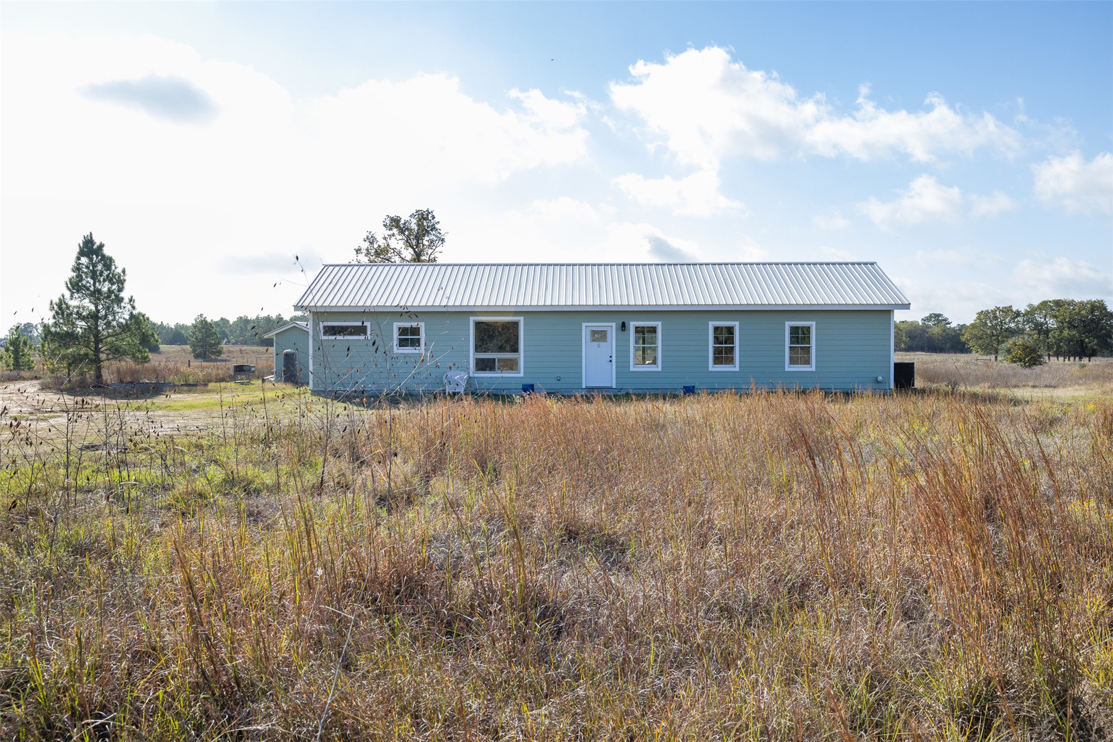 main property photo 24