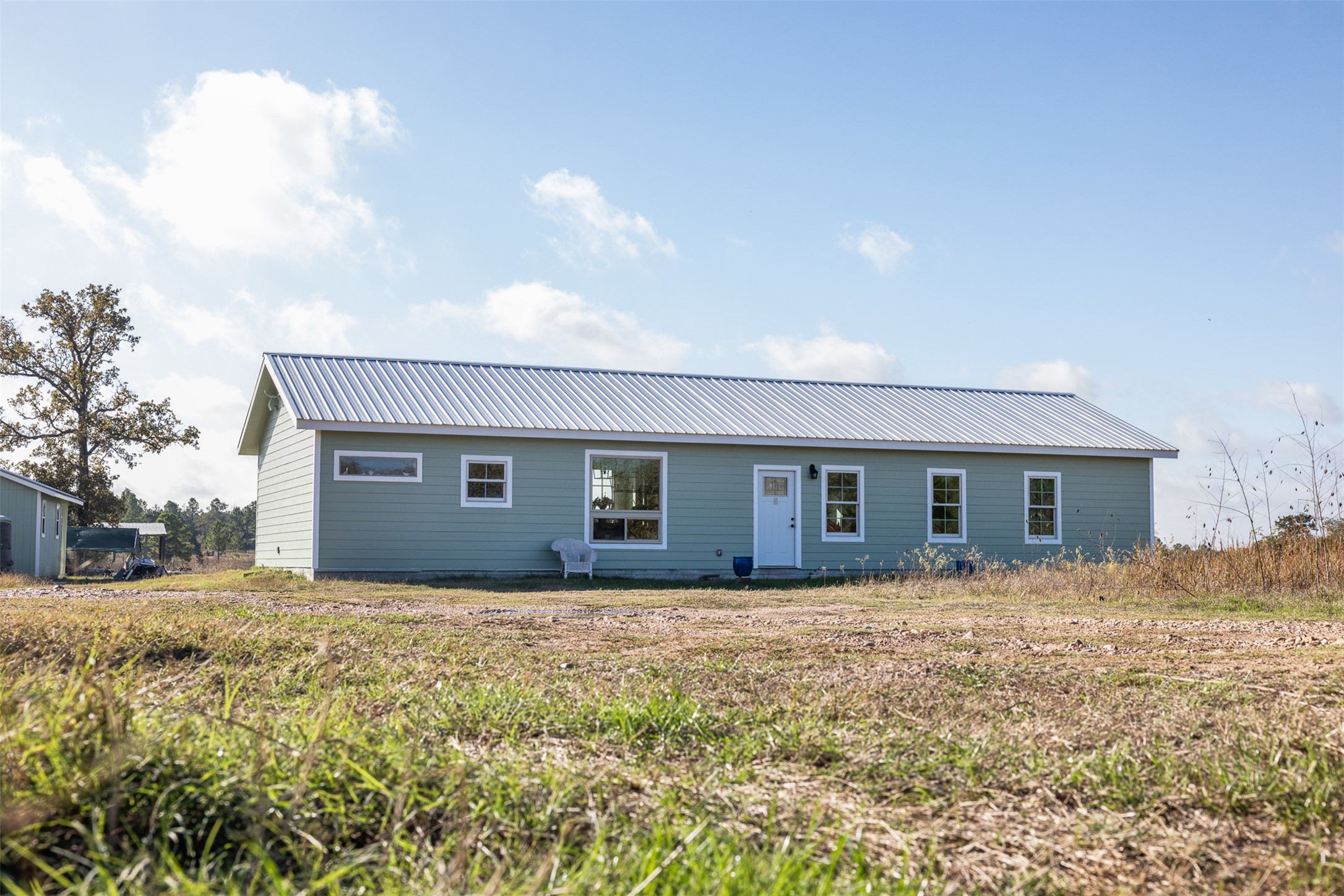 main property photo 25