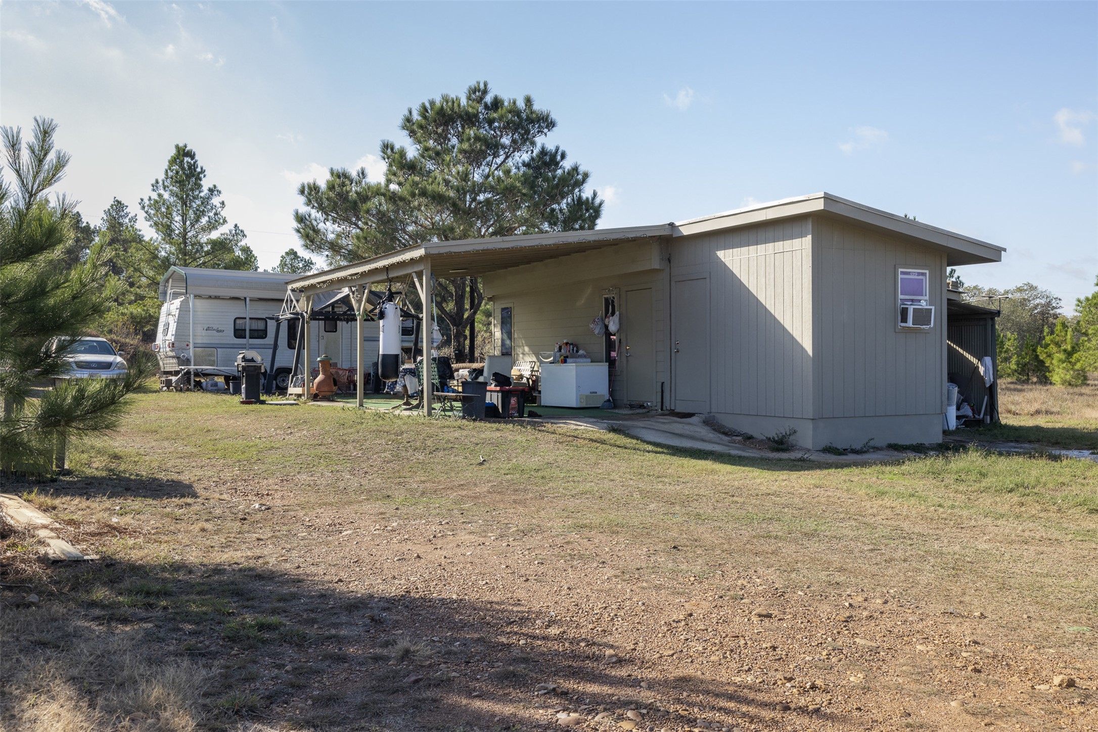 main property photo 31