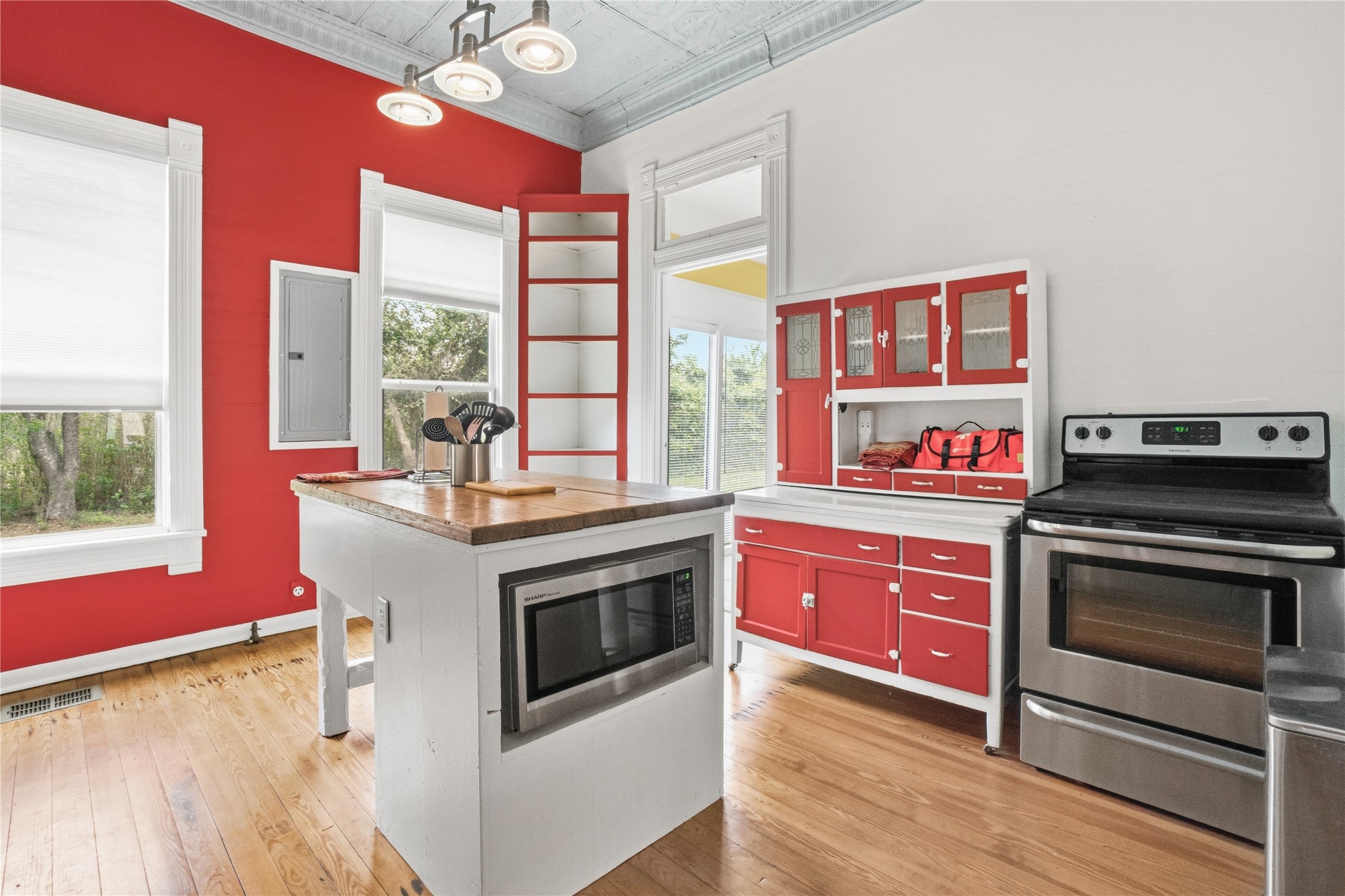 main property photo 17