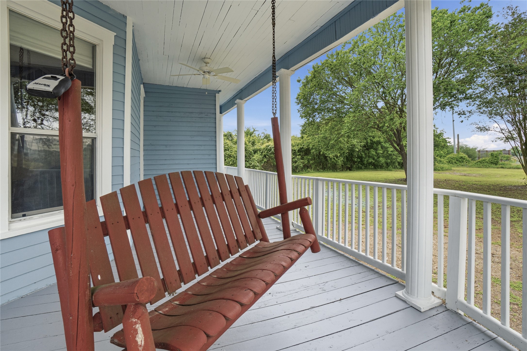 main property photo 4