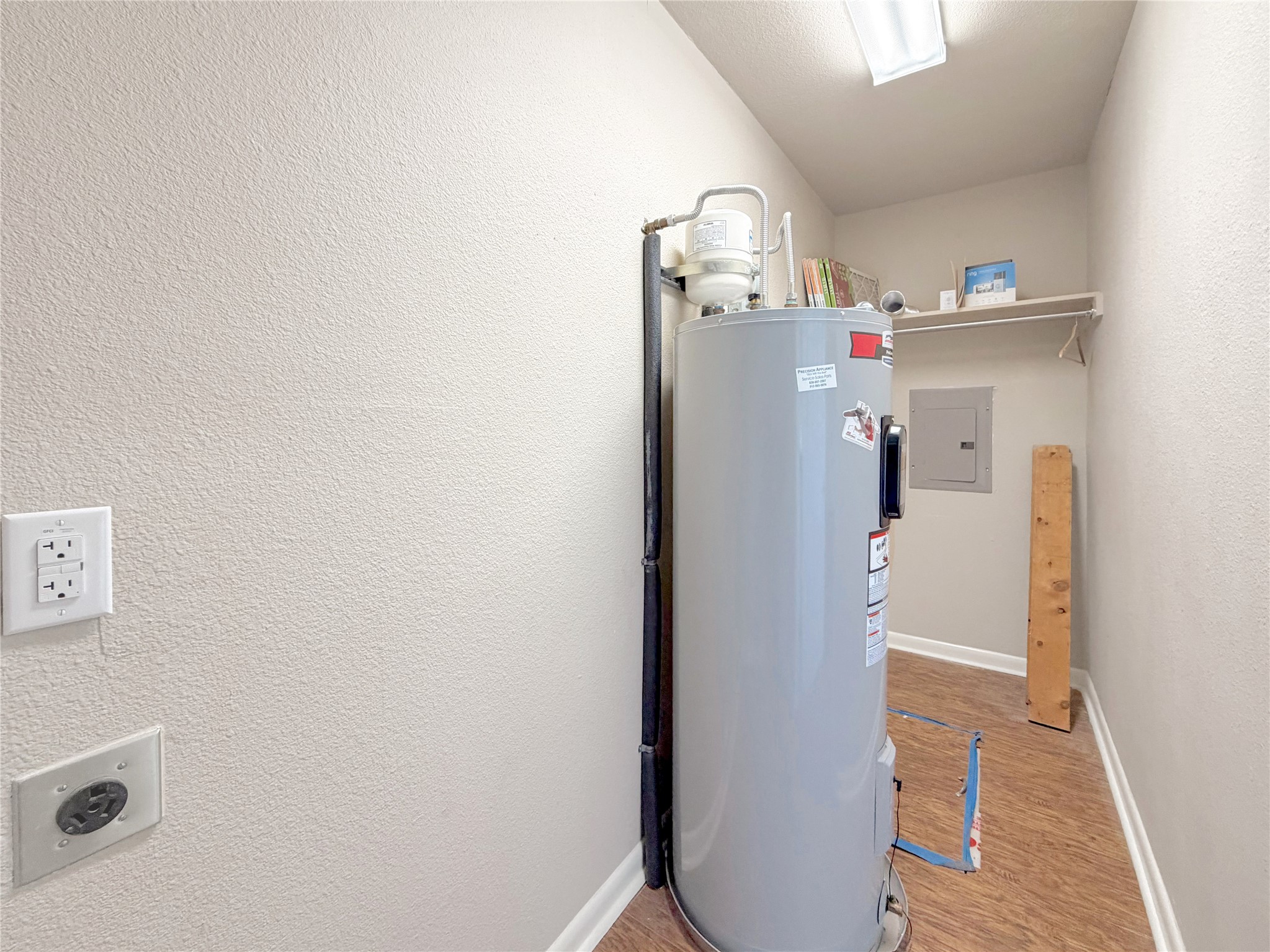 main property photo 17