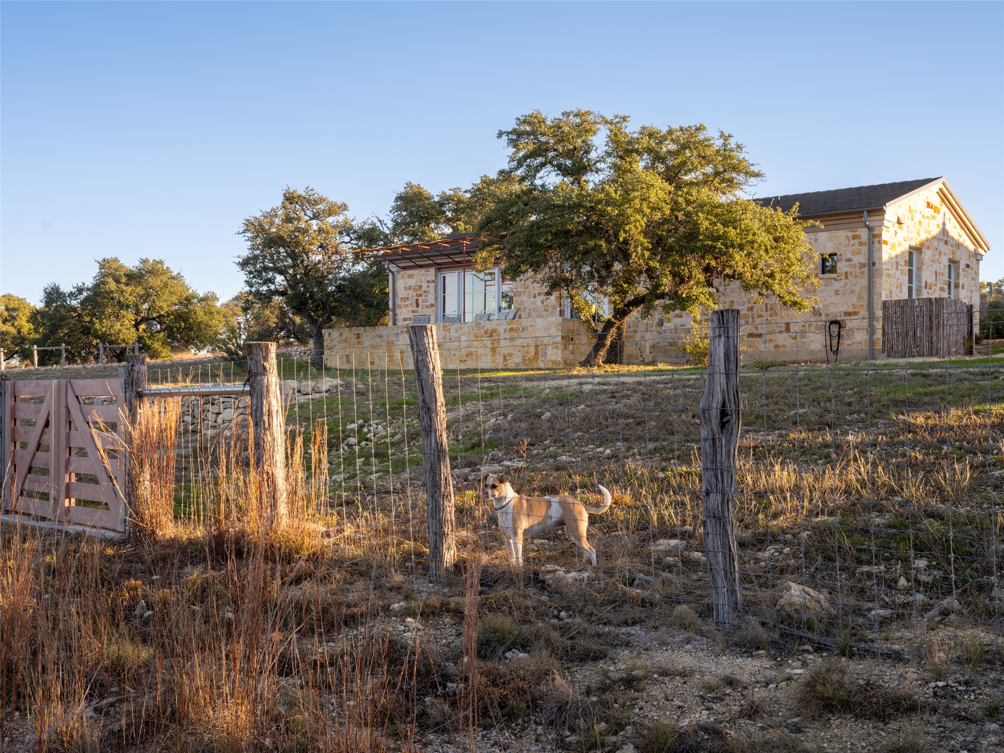 main property photo 15