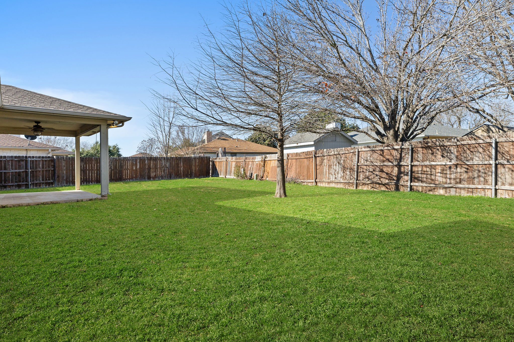 main property photo 13