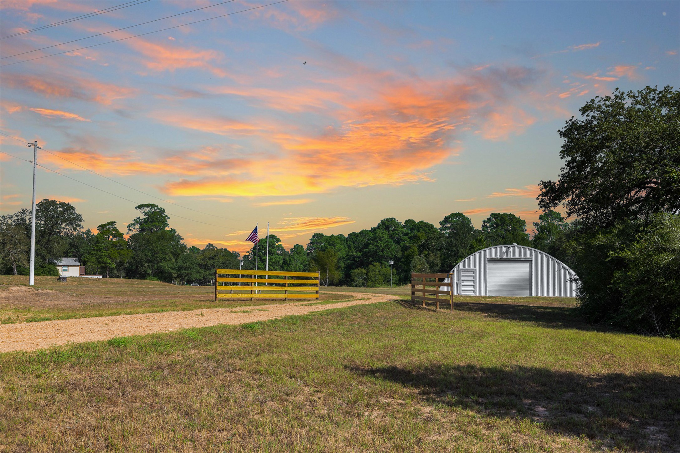 main property photo 20