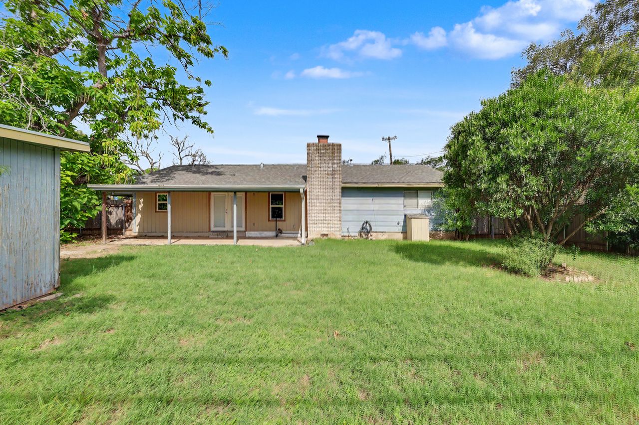 main property photo 36