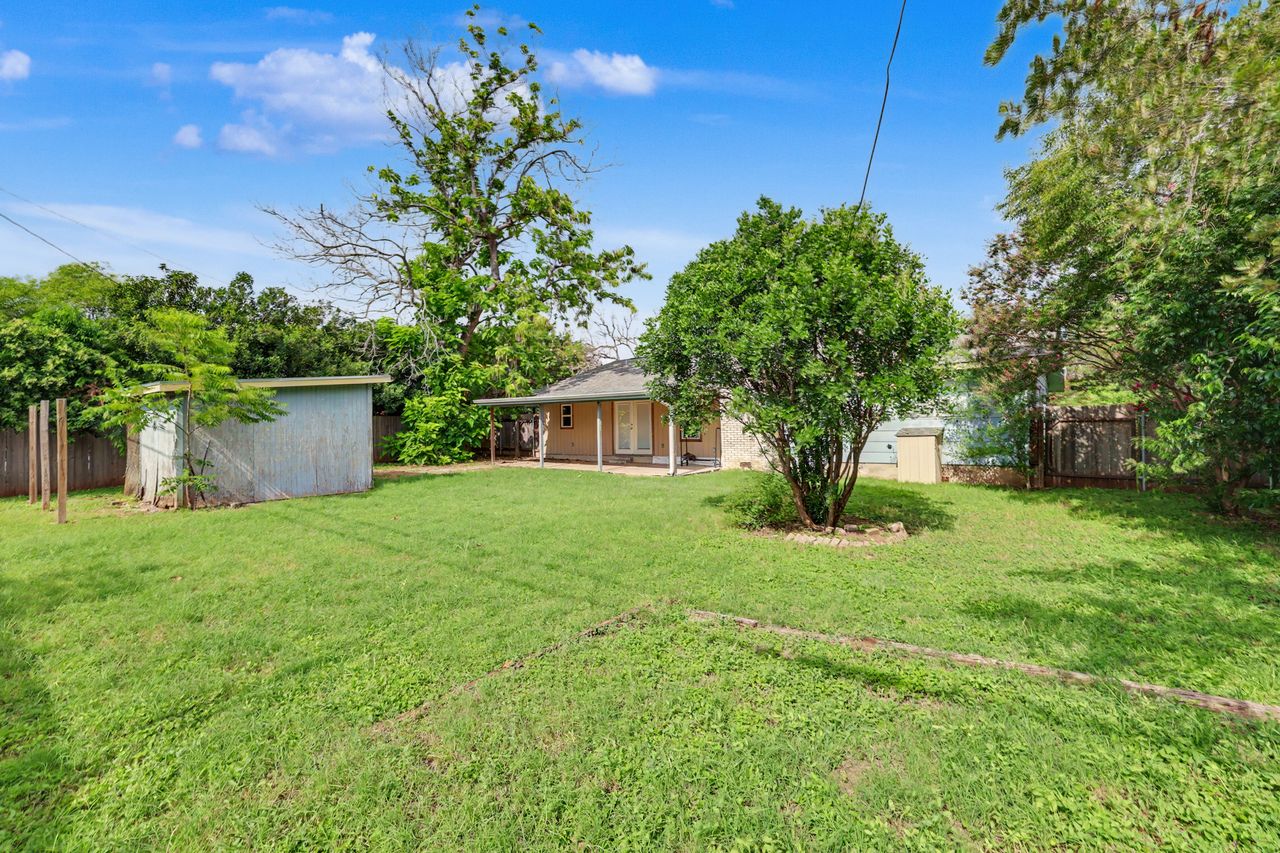 main property photo 38