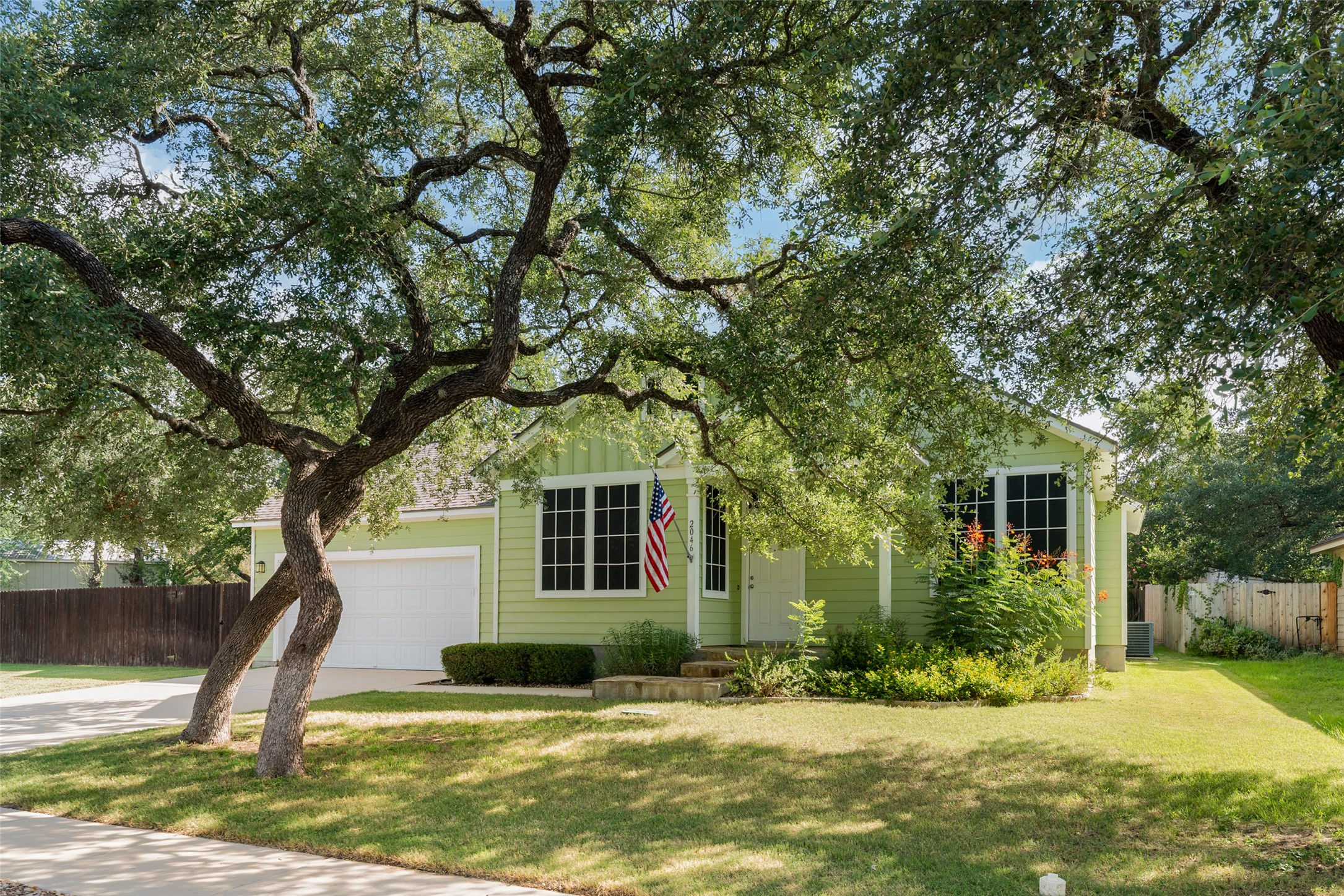 main property photo 1