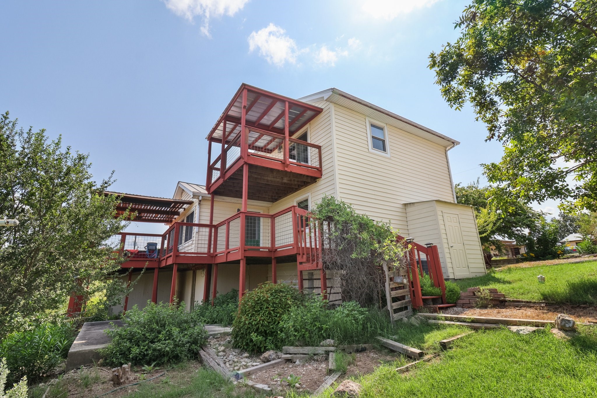 main property photo 26