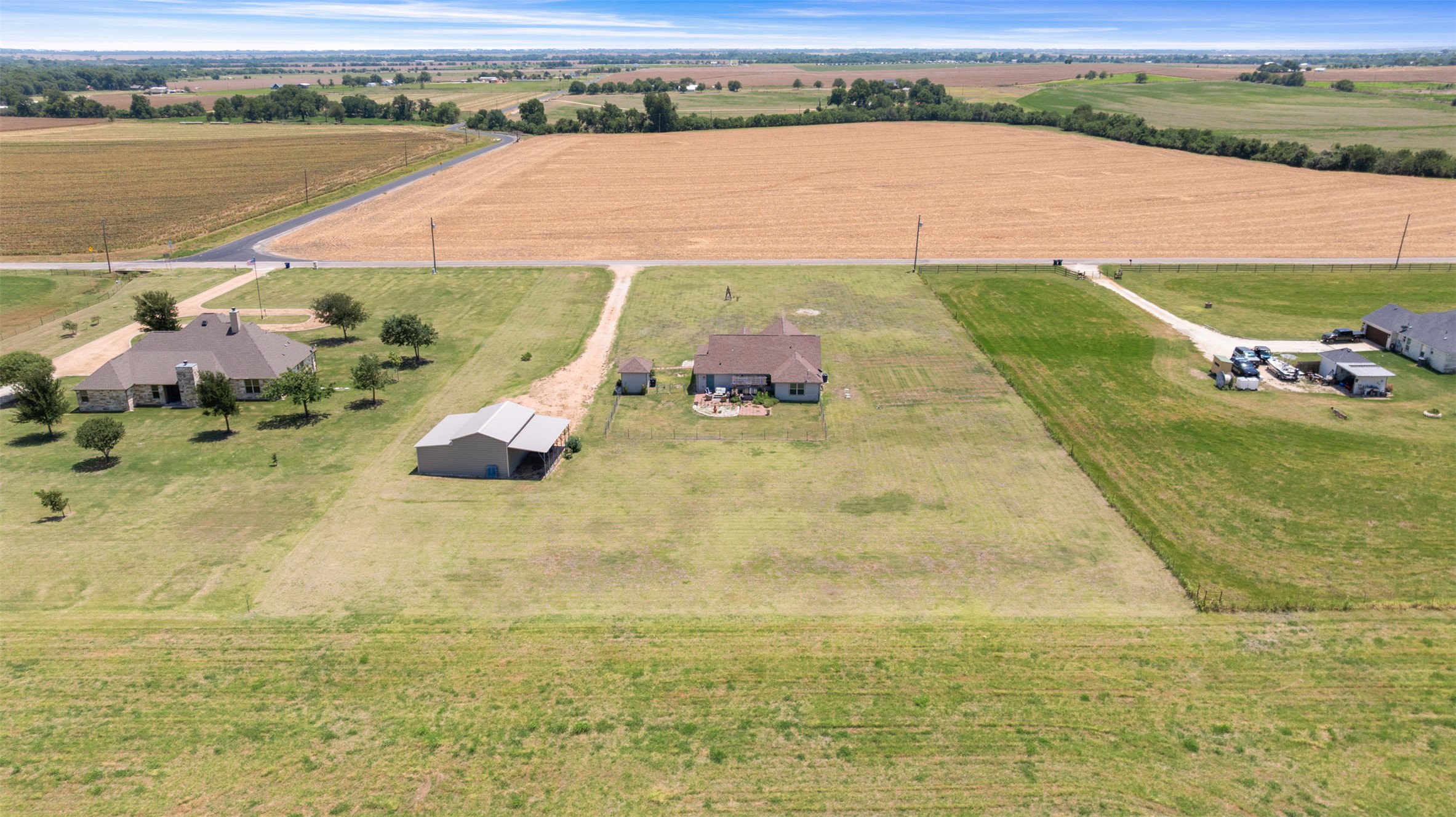 main property photo 37