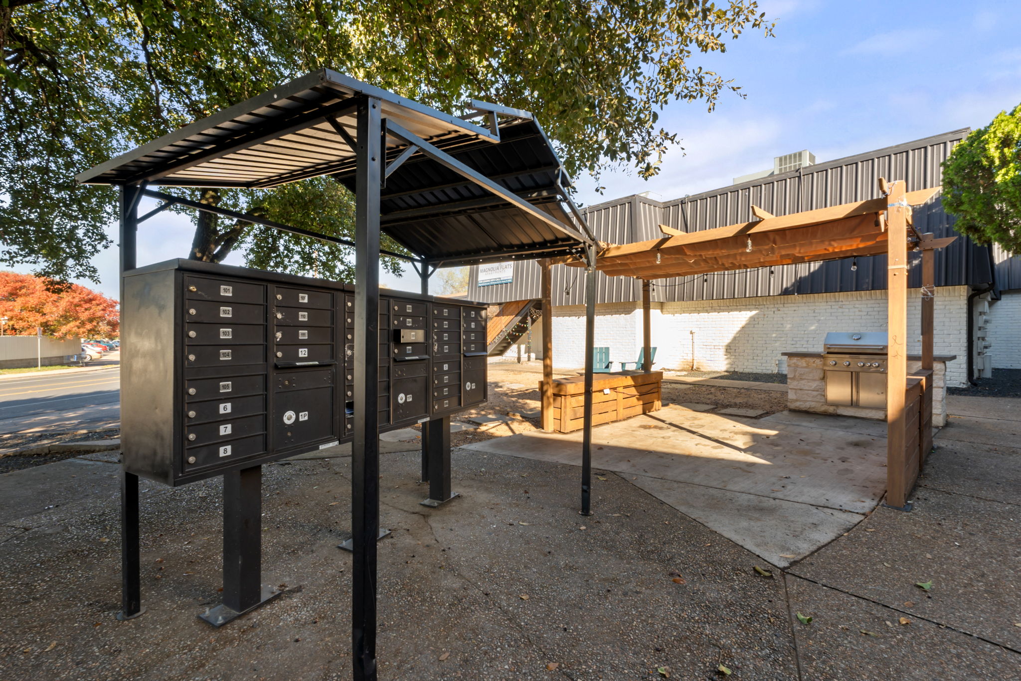 main property photo 18