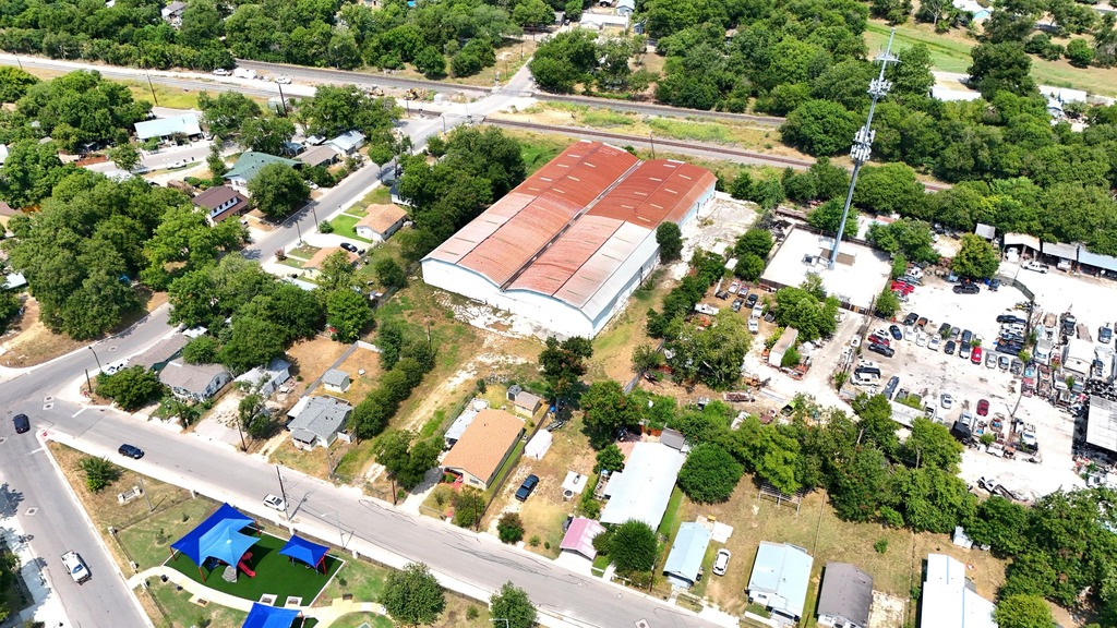 main property photo 2