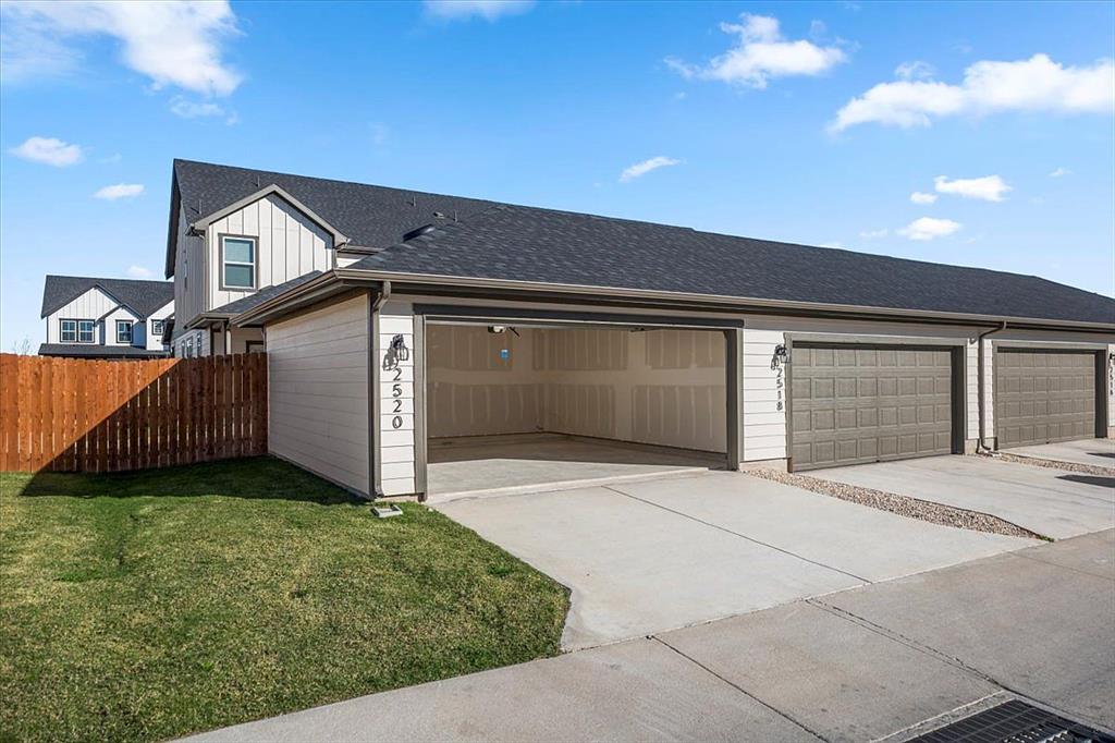 main property photo 31