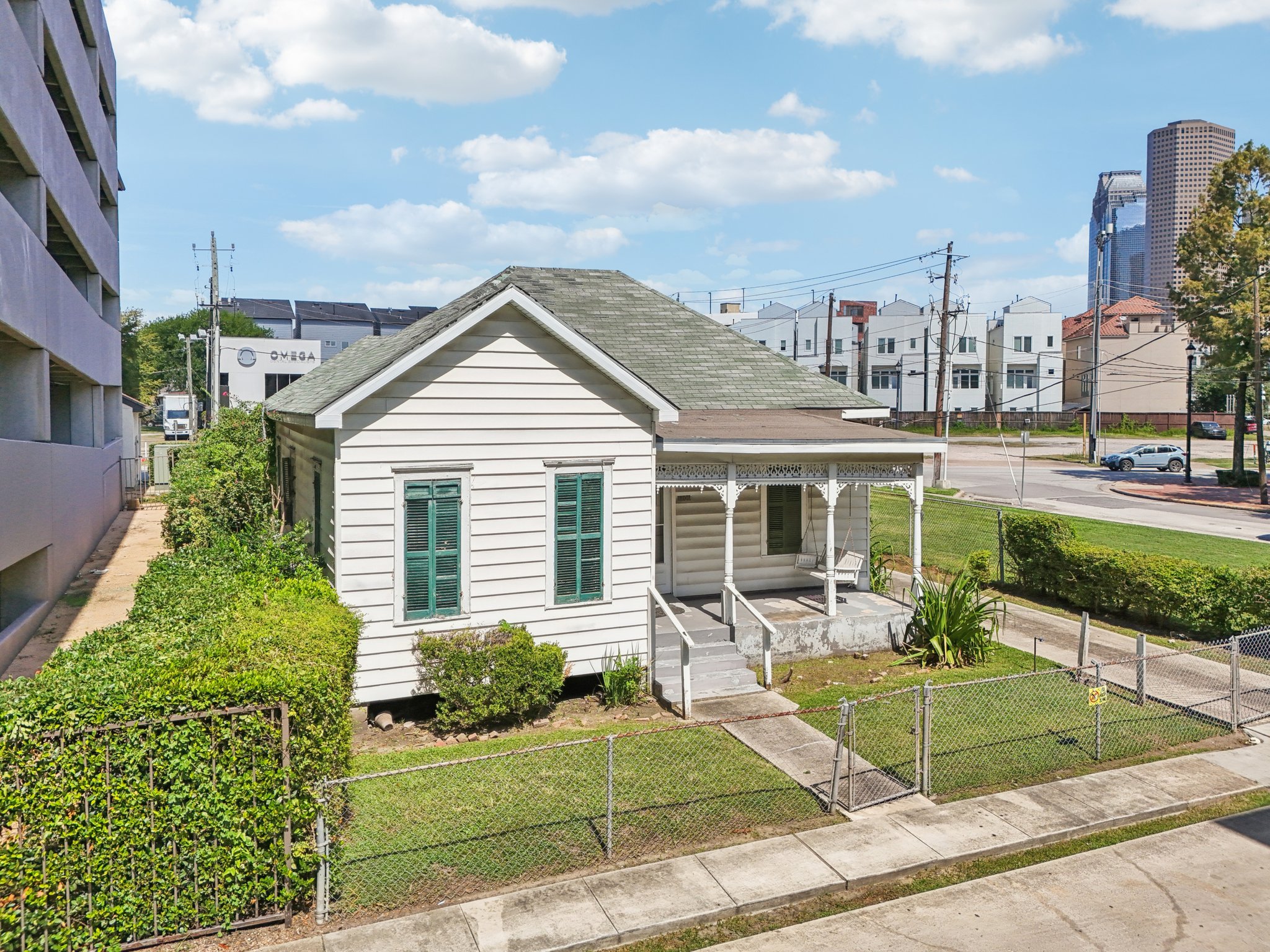 main property photo 5
