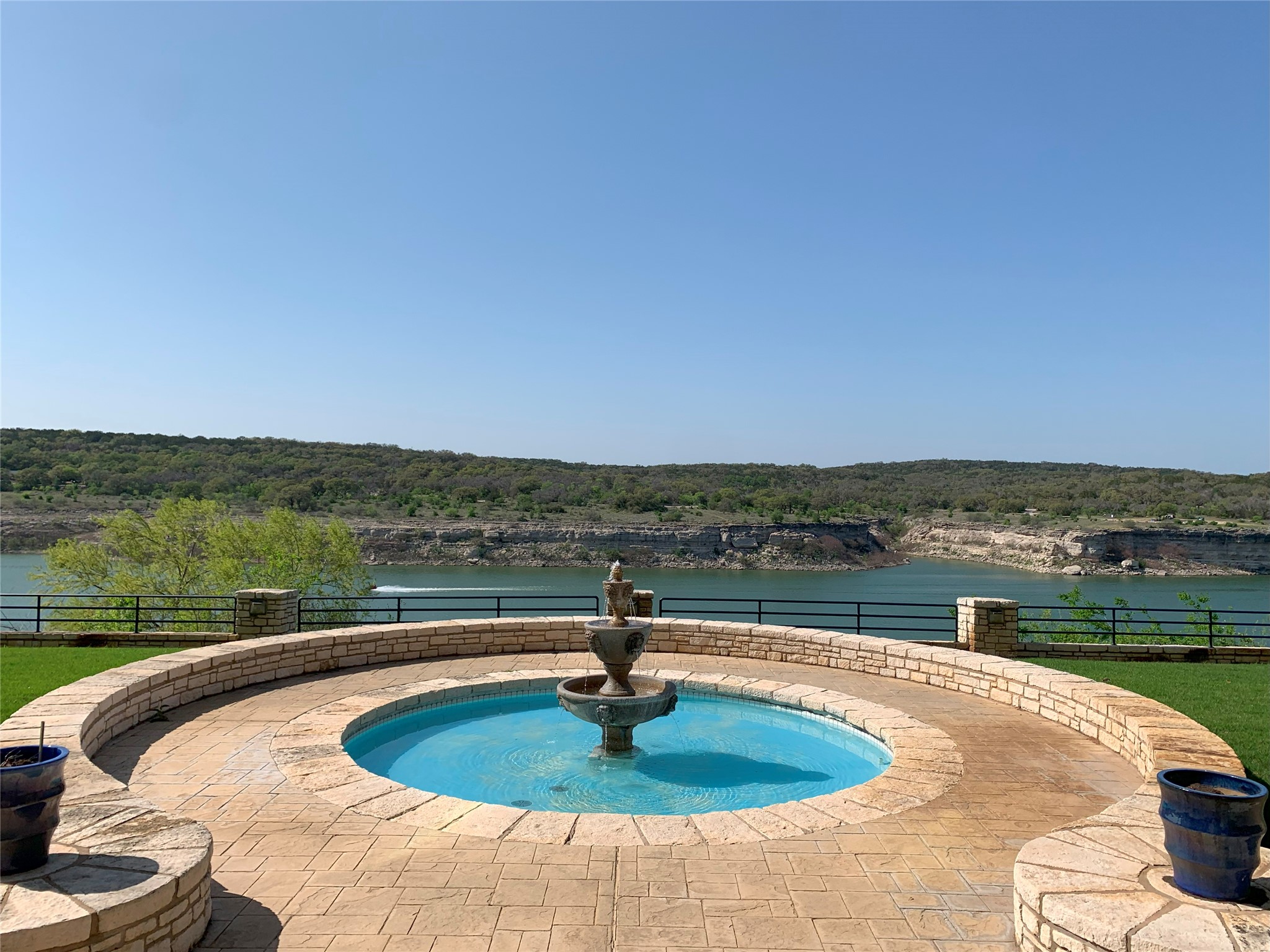 main property photo 34