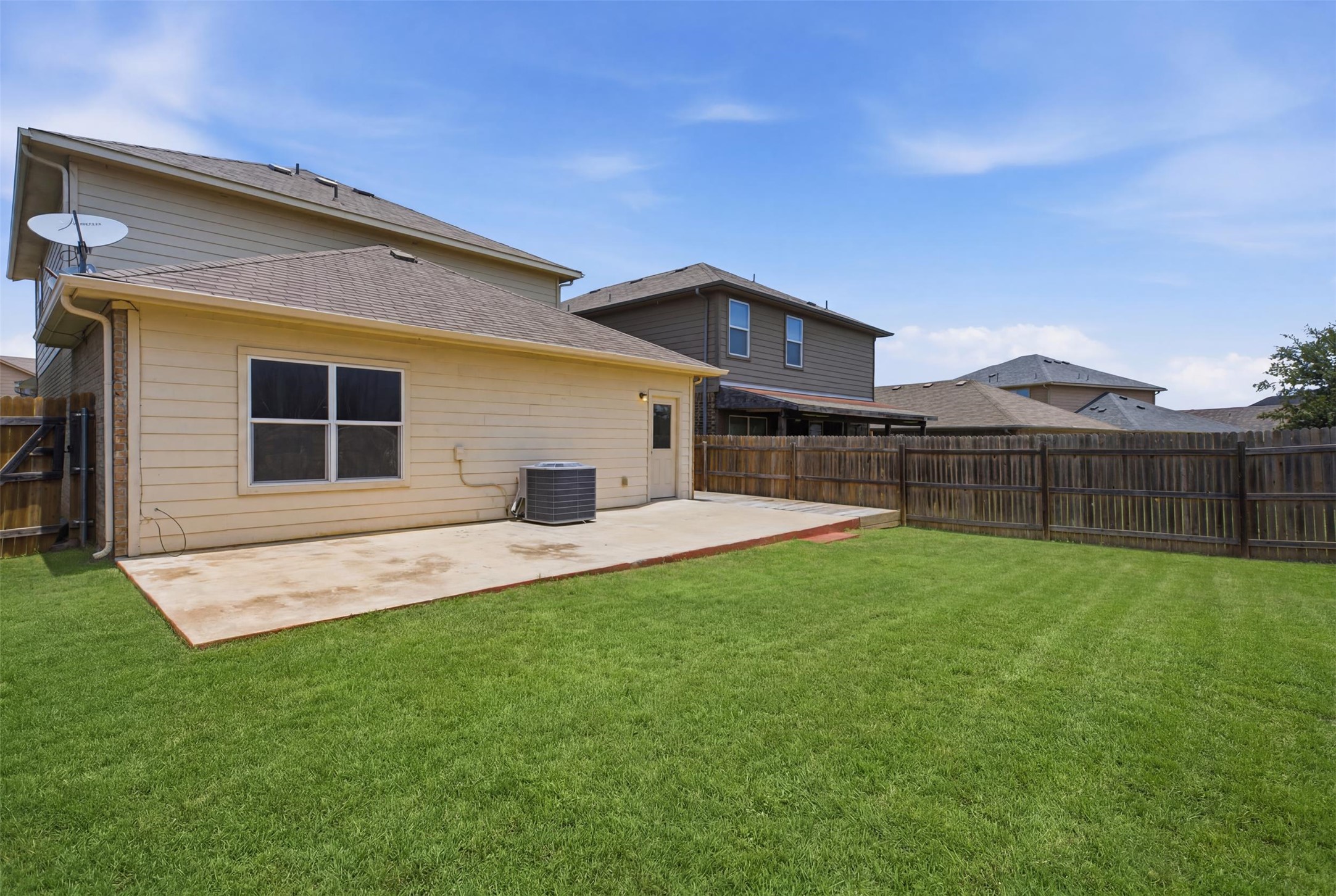 main property photo 37