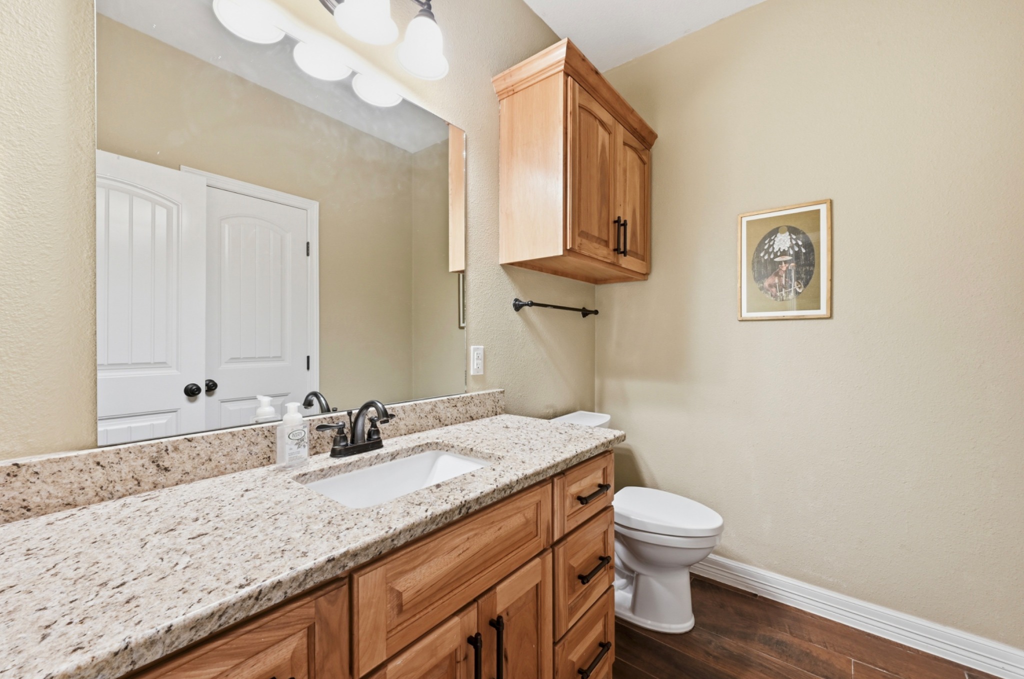 main property photo 23