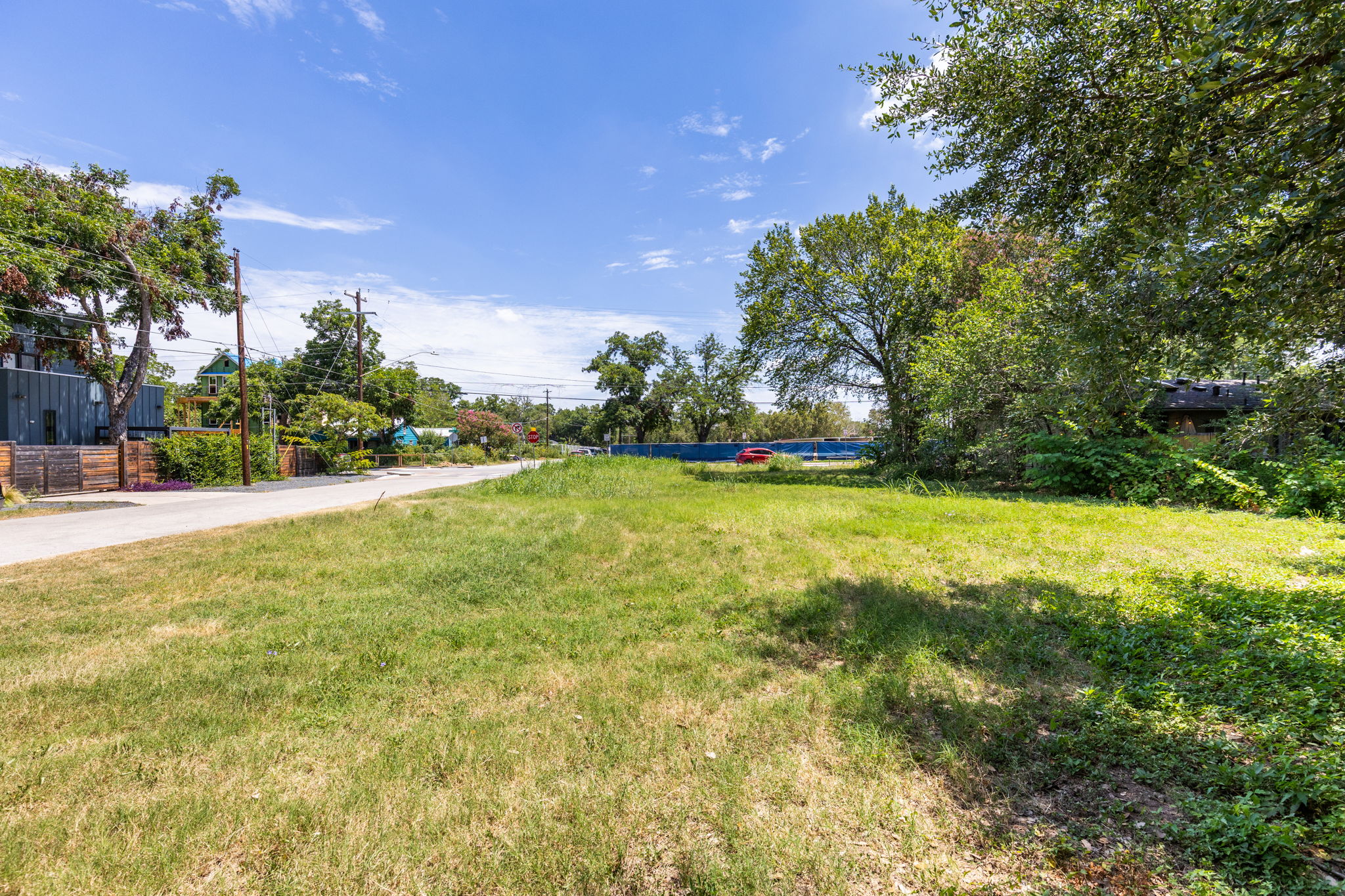 main property photo 16
