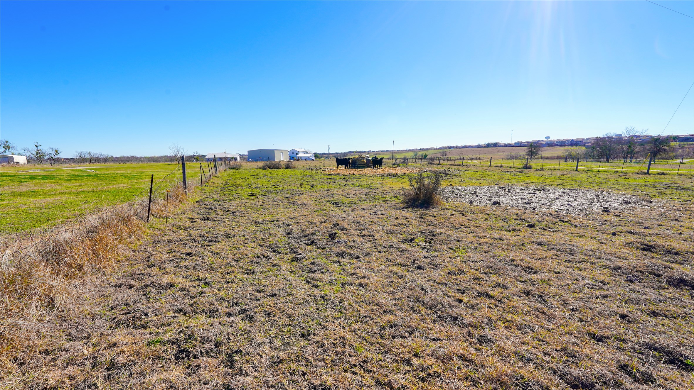 main property photo 22