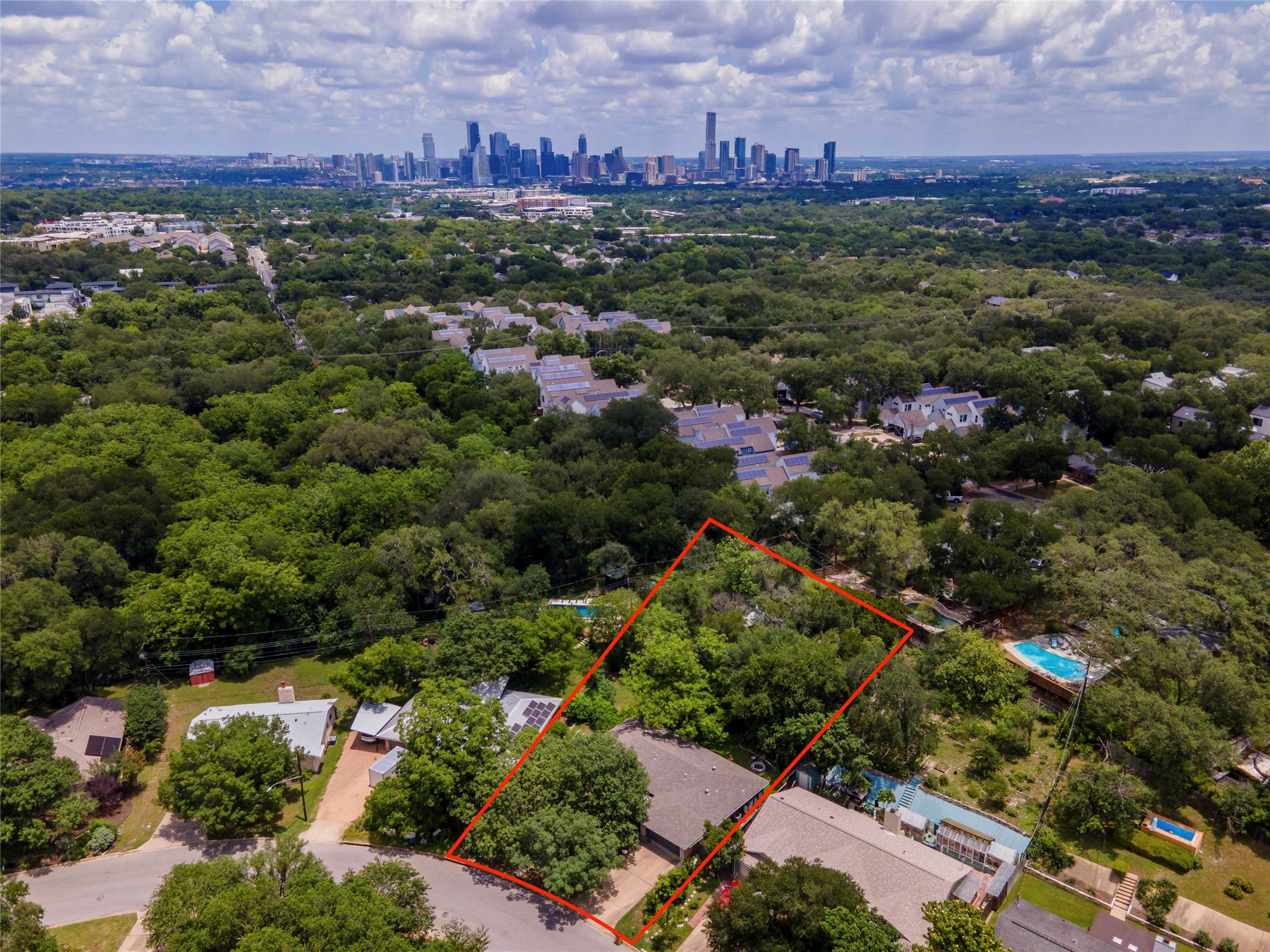 main property photo 12