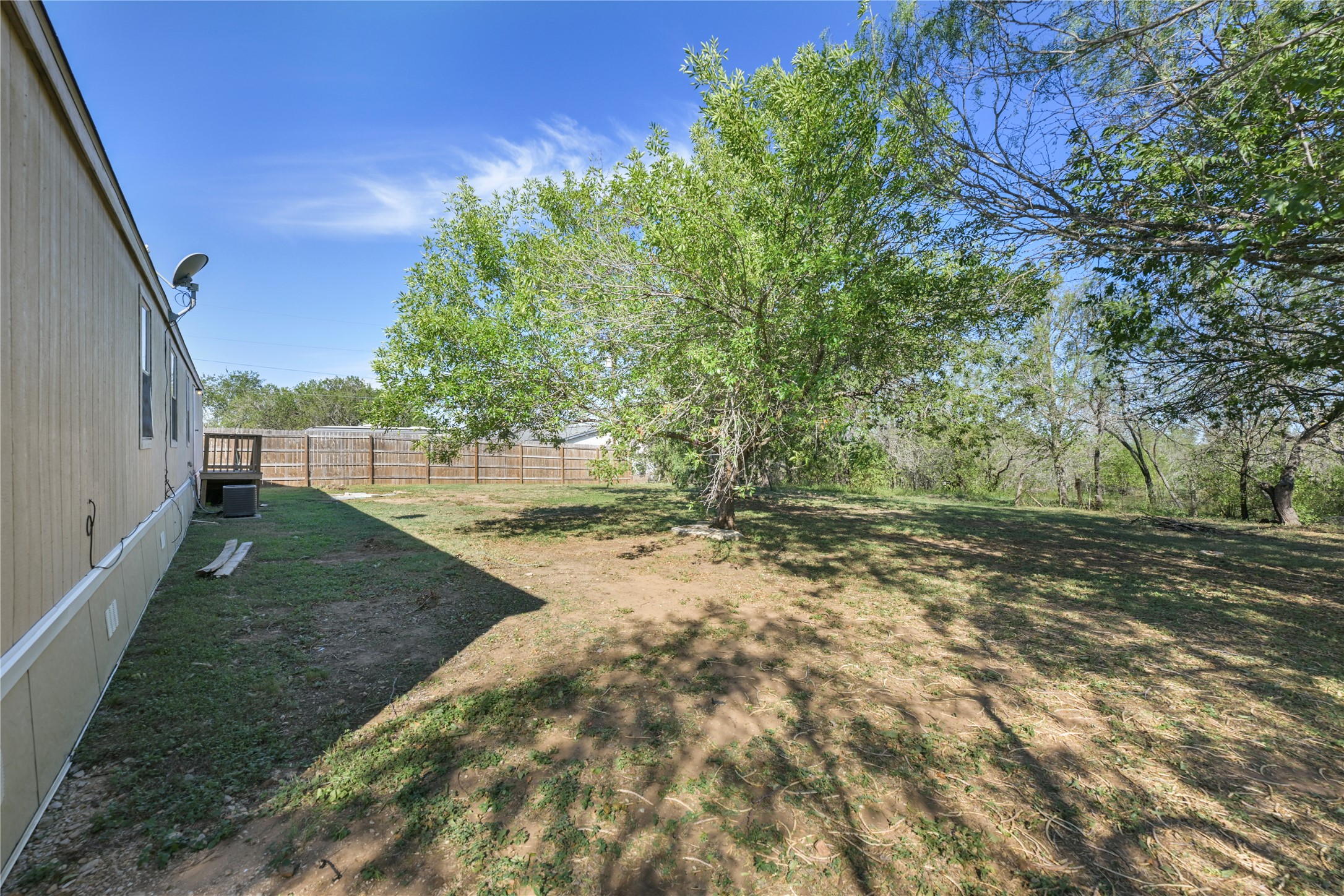 main property photo 11