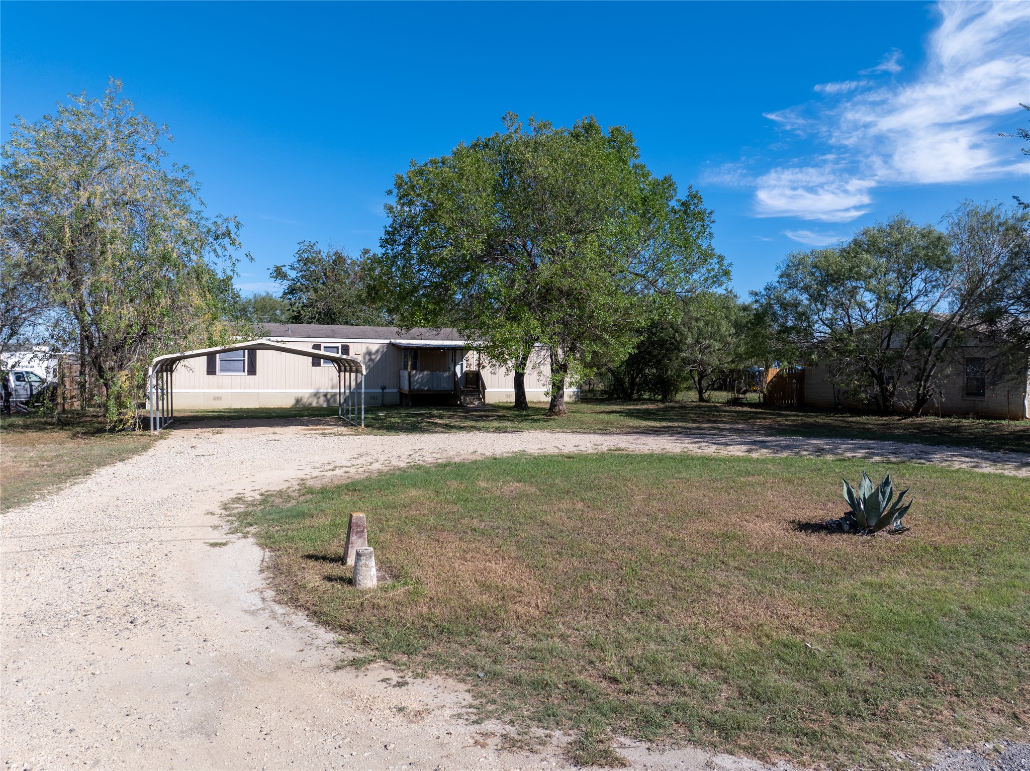 main property photo 21