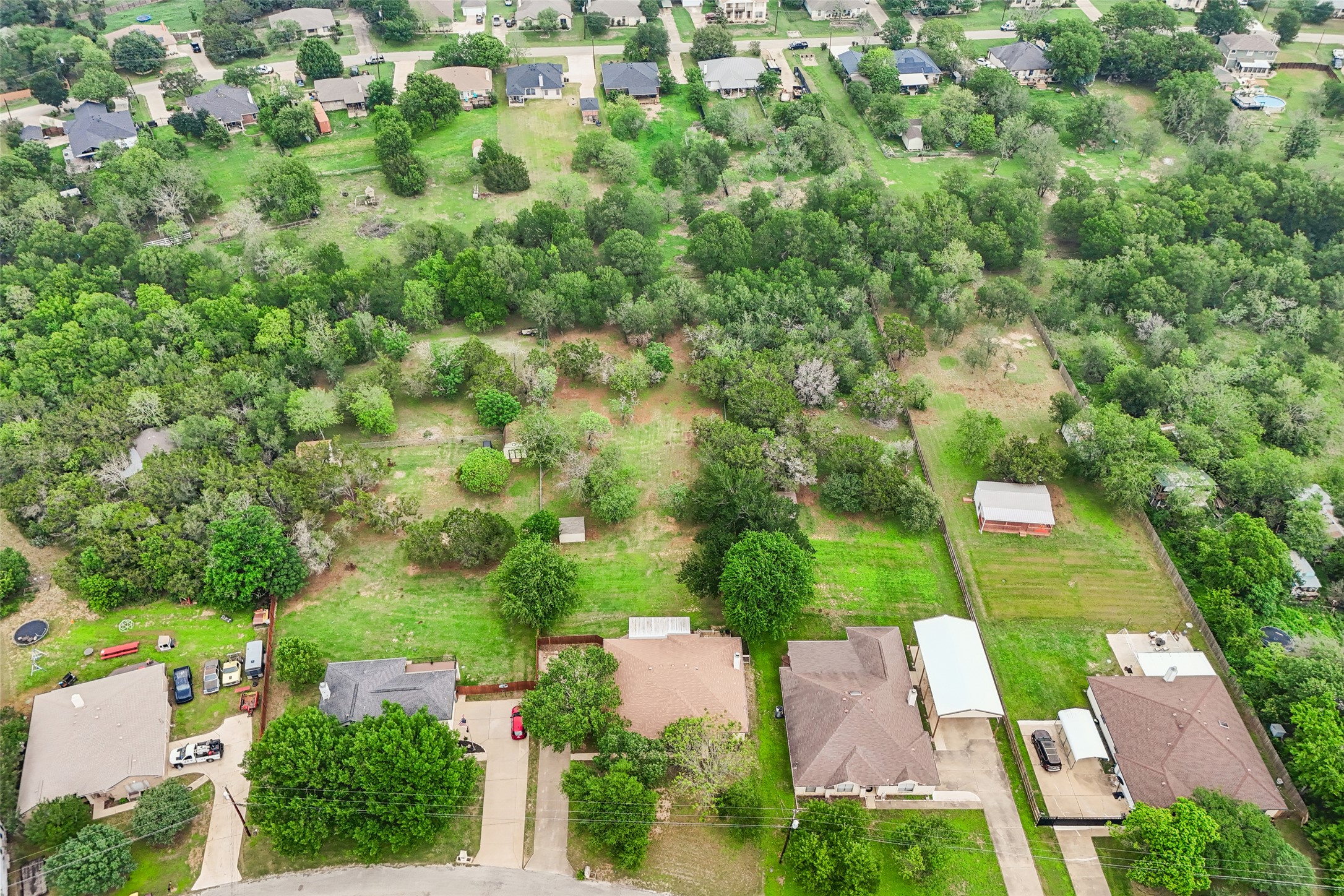 main property photo 35
