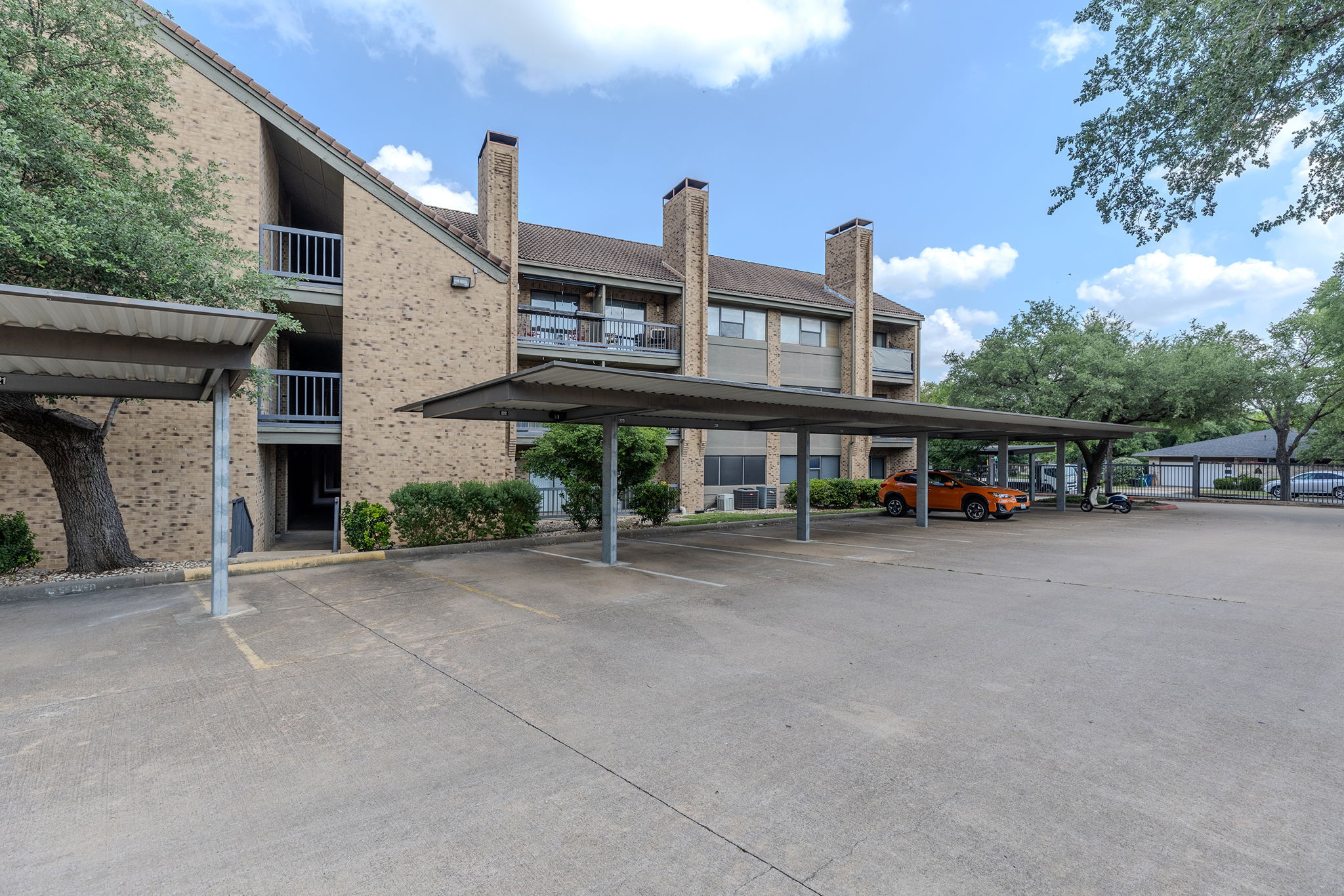 main property photo 24